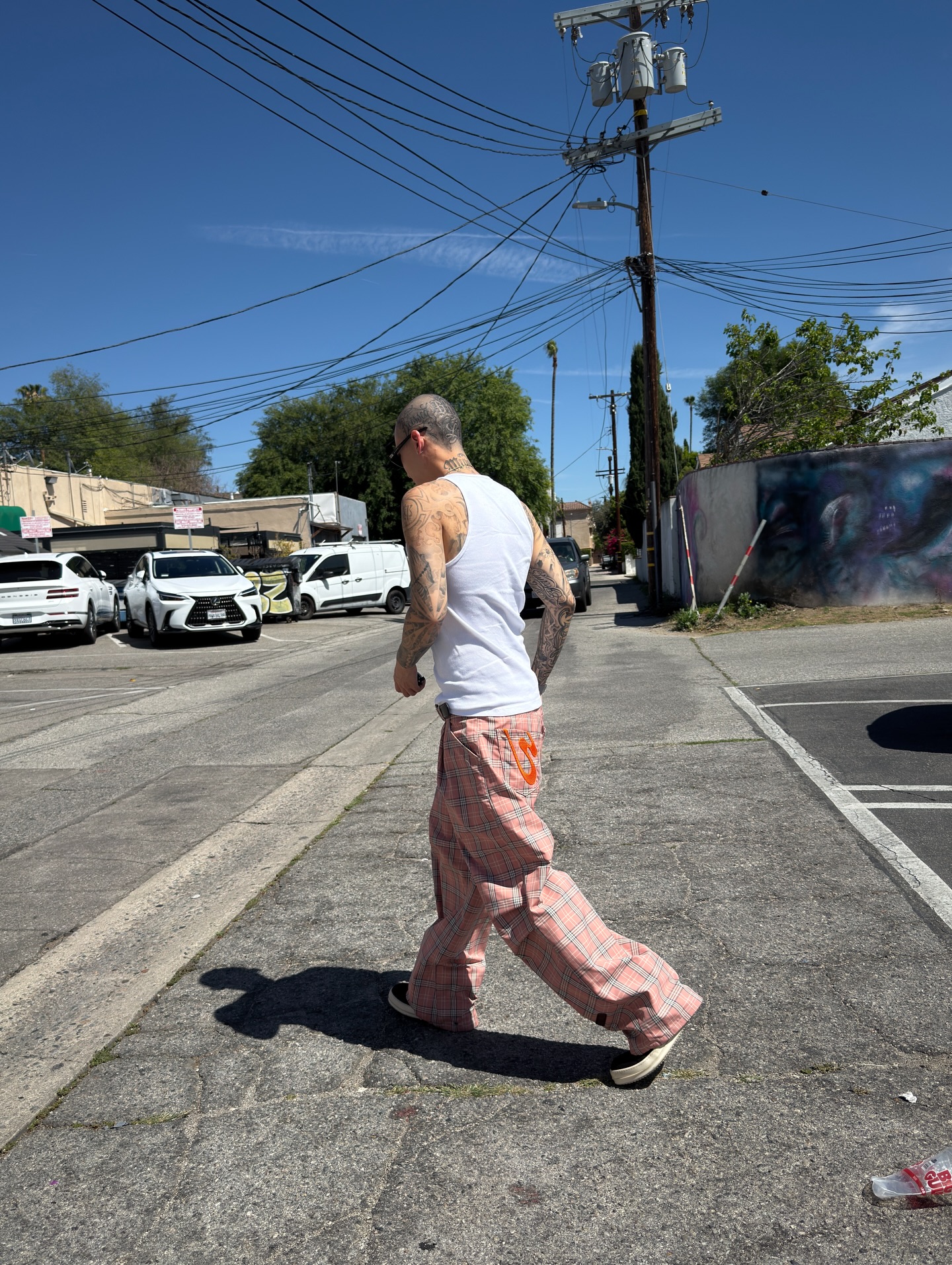 ป๊อก - ภัสสรกรณ์ จิราธิวัฒน์