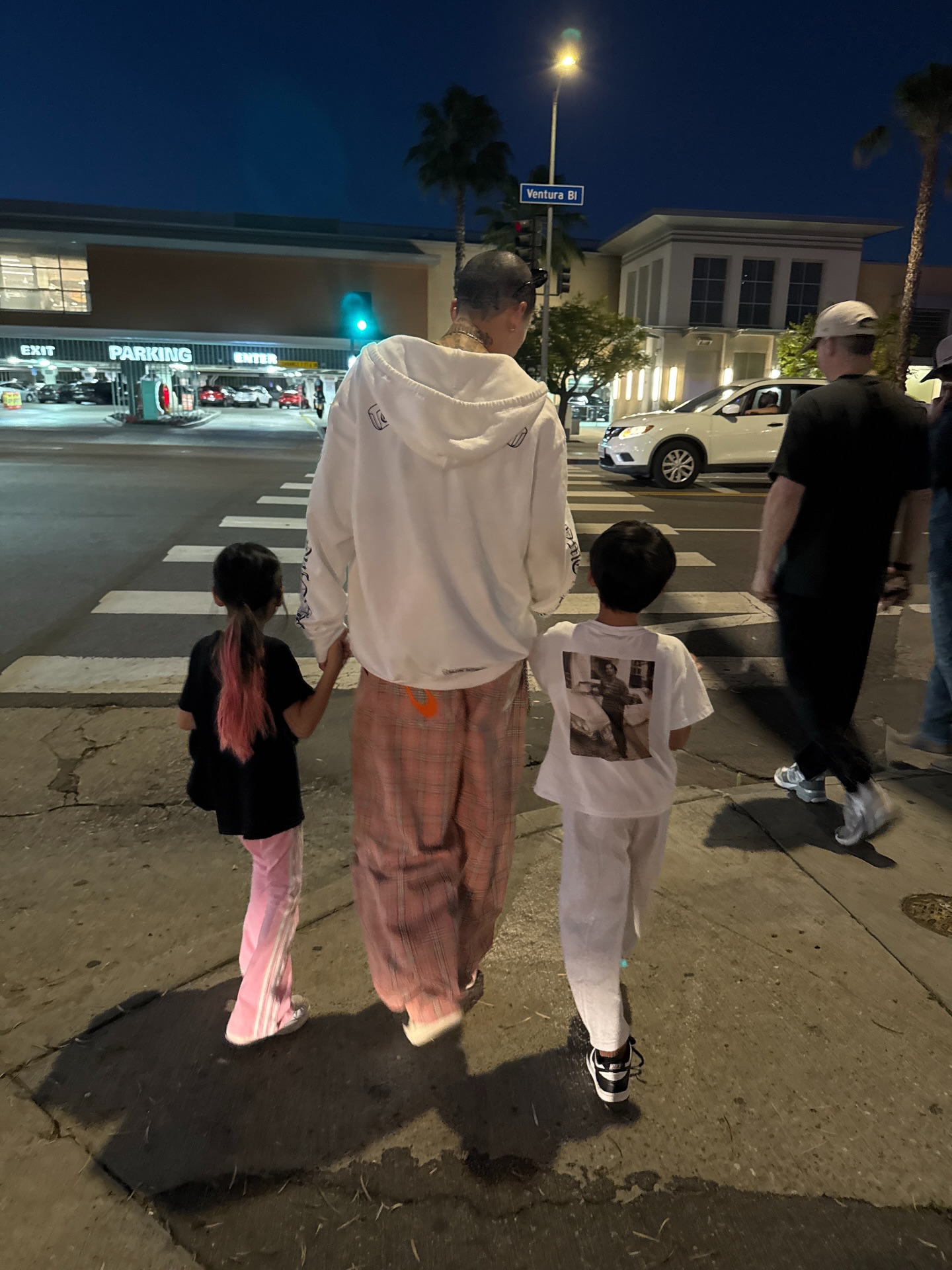 ป๊อก - ภัสสรกรณ์ จิราธิวัฒน์