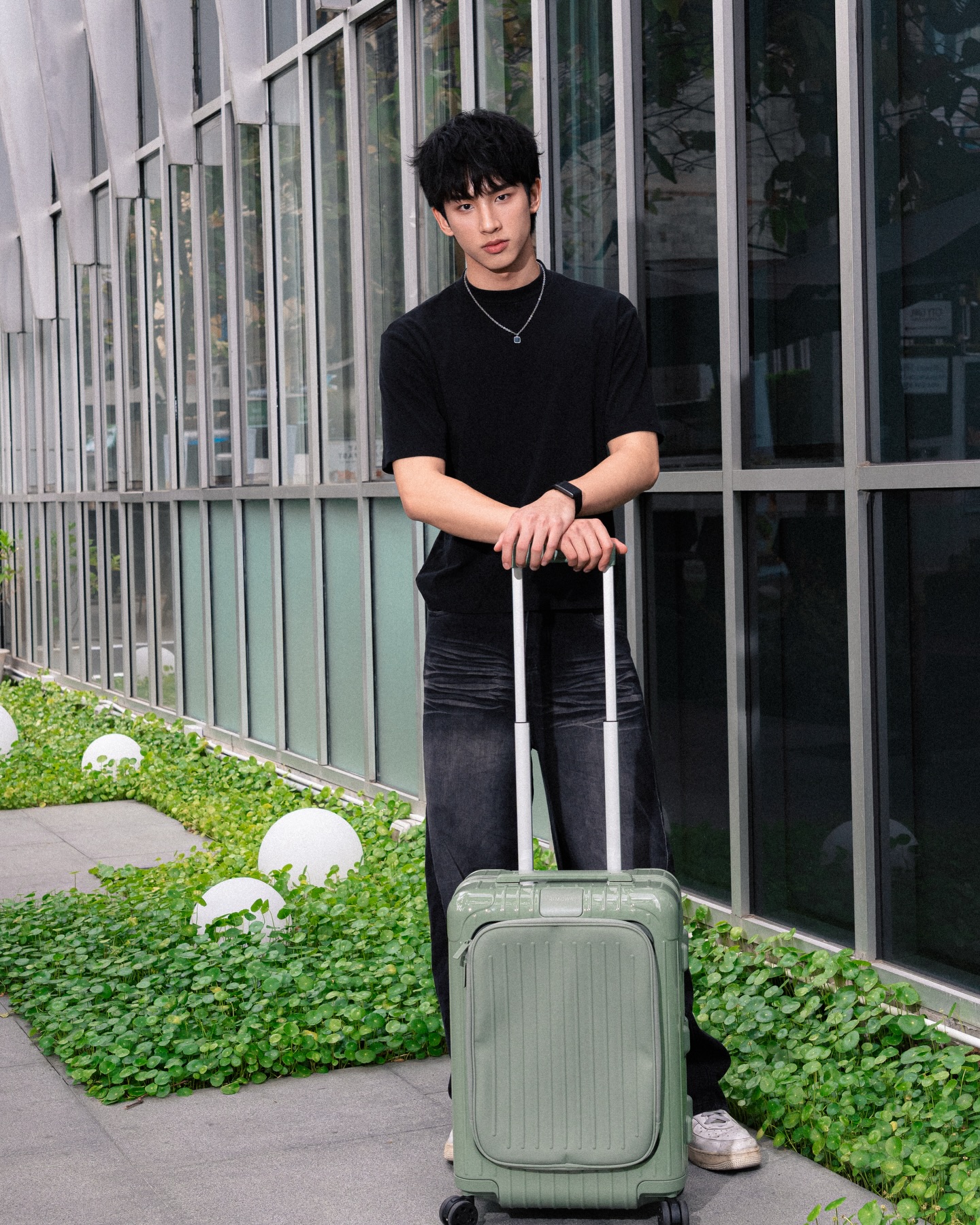 เซิร์ฟ - พชร ศิลปสุนทร