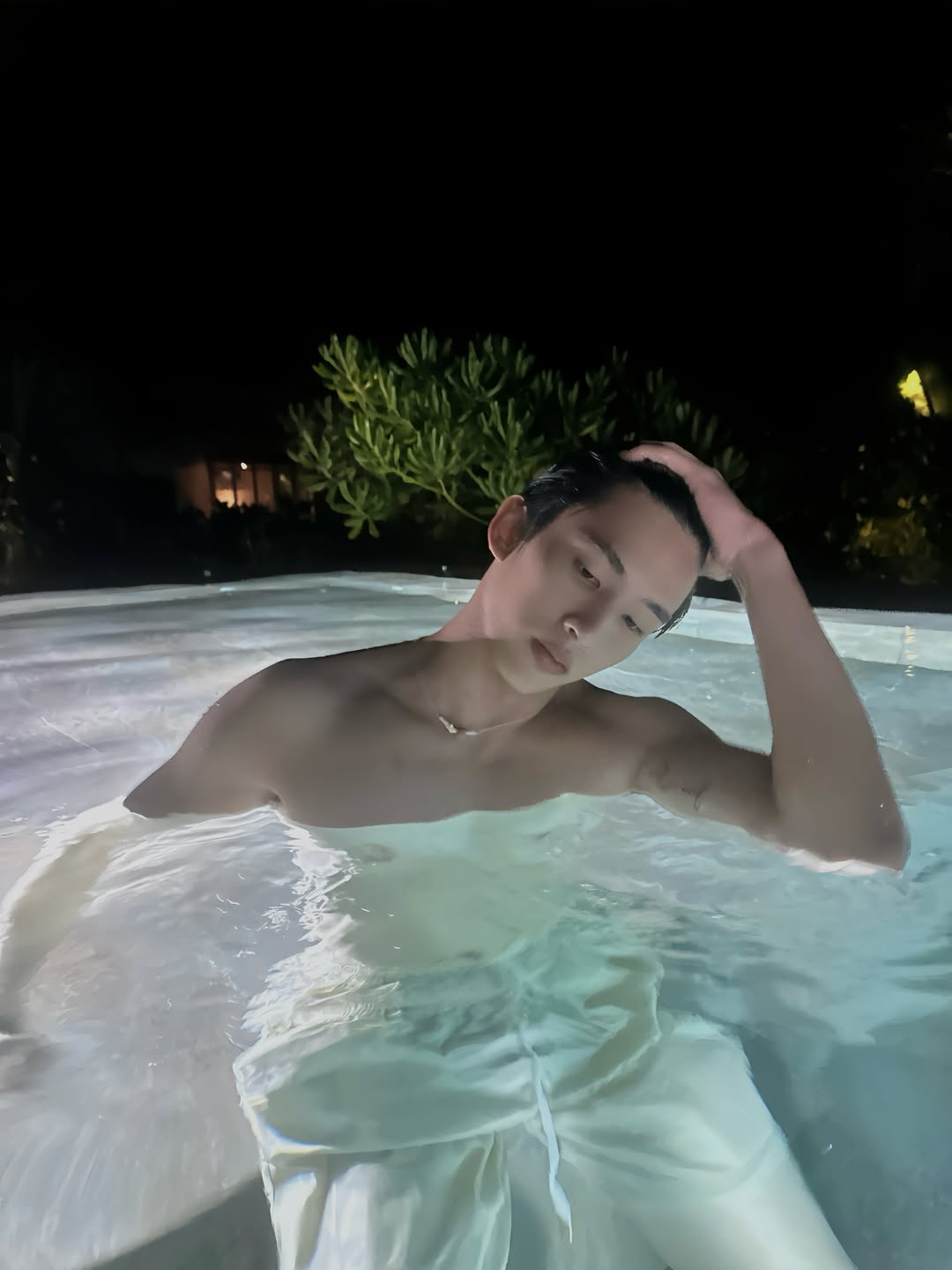 เซิร์ฟ - พชร ศิลปสุนทร