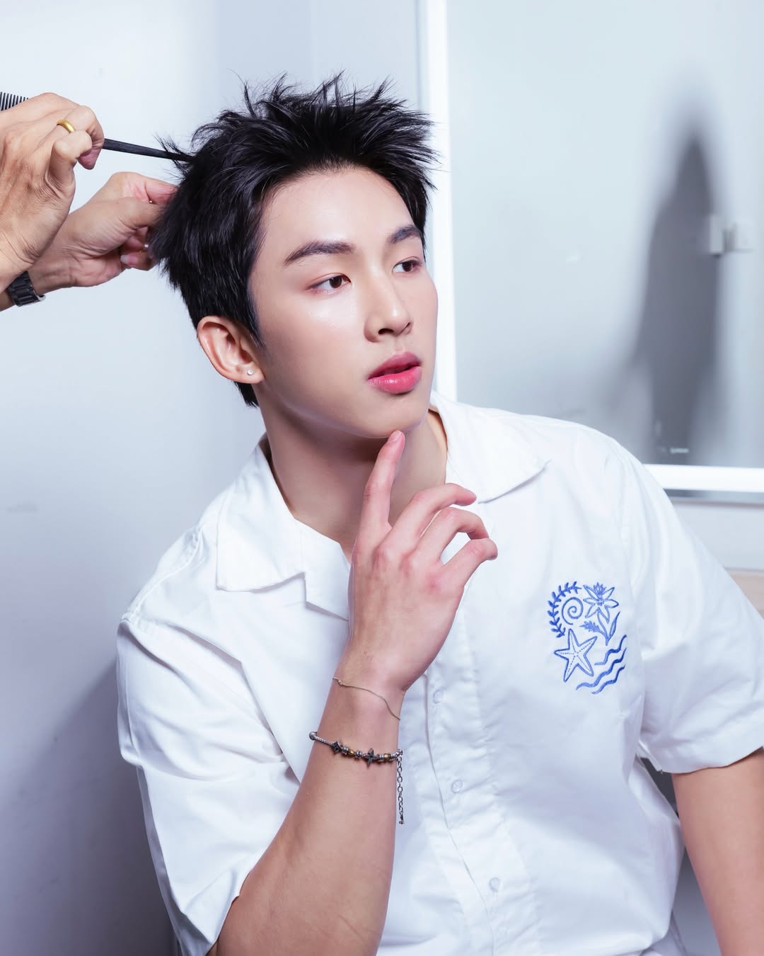 เซิร์ฟ - พชร ศิลปสุนทร