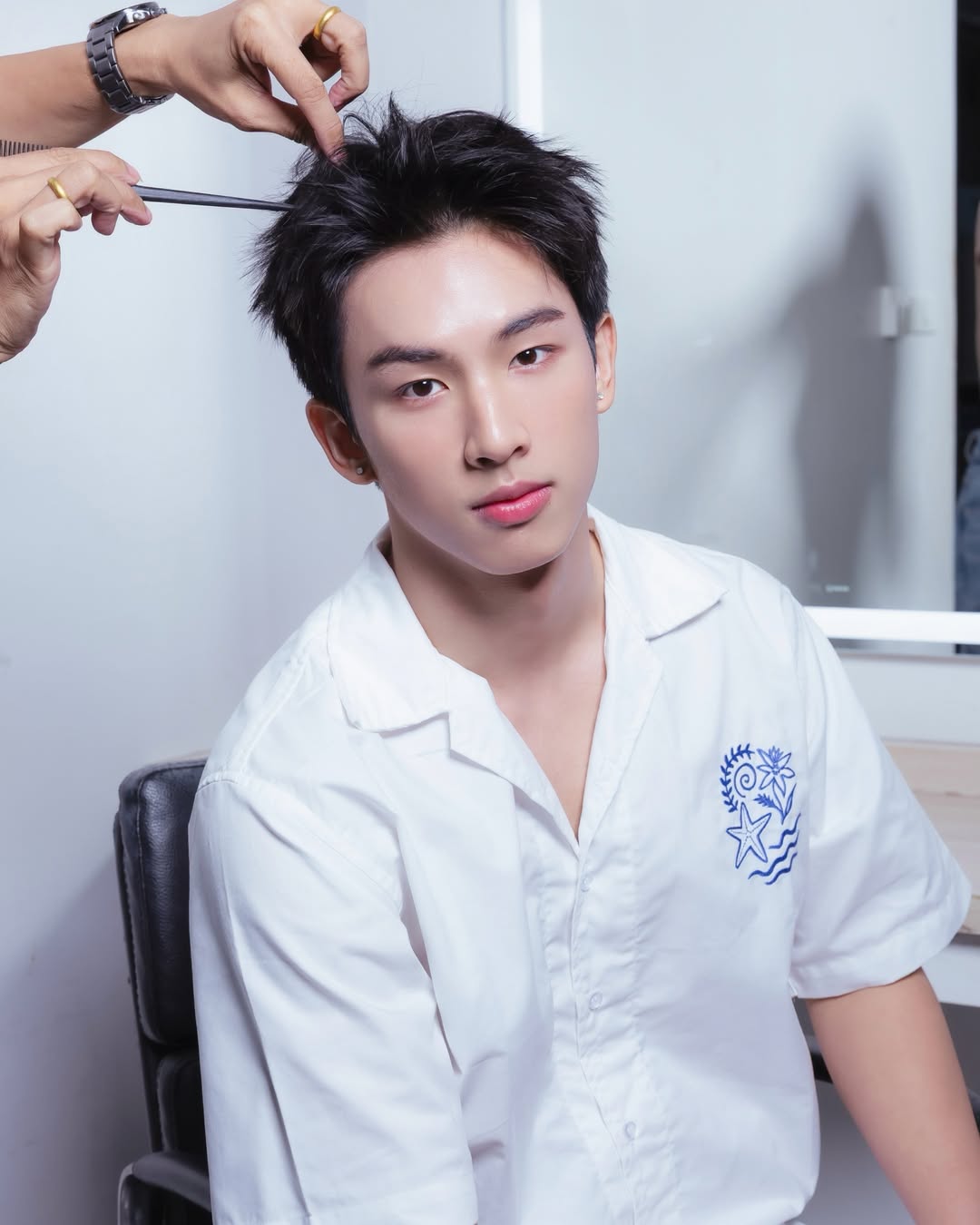 เซิร์ฟ - พชร ศิลปสุนทร