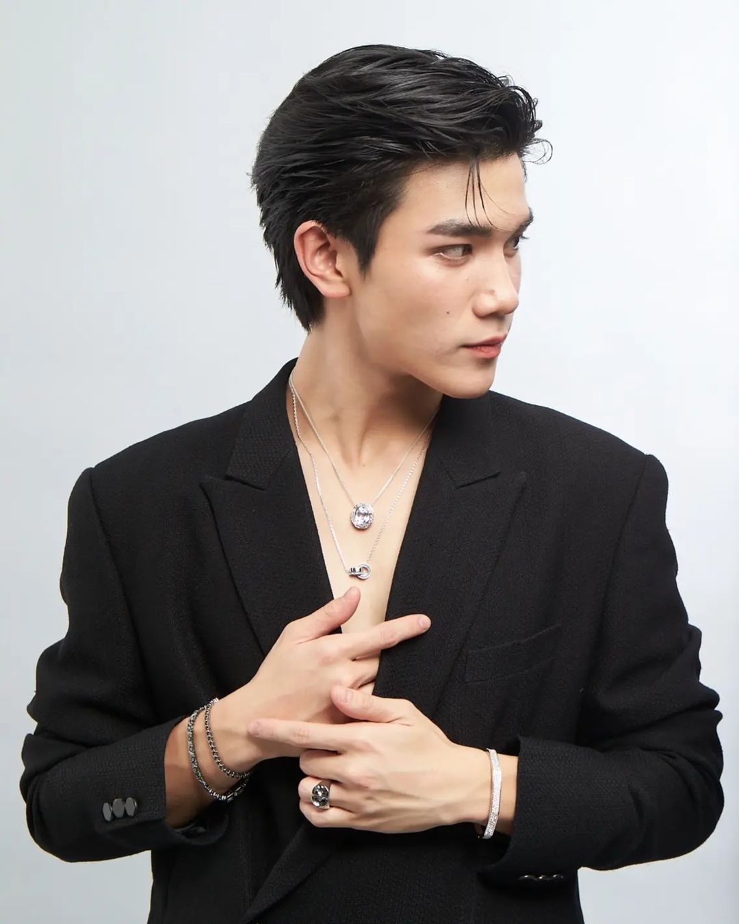 โฟร์ท - ณัฐวรรธน์ จิโรชน์ธิกุล