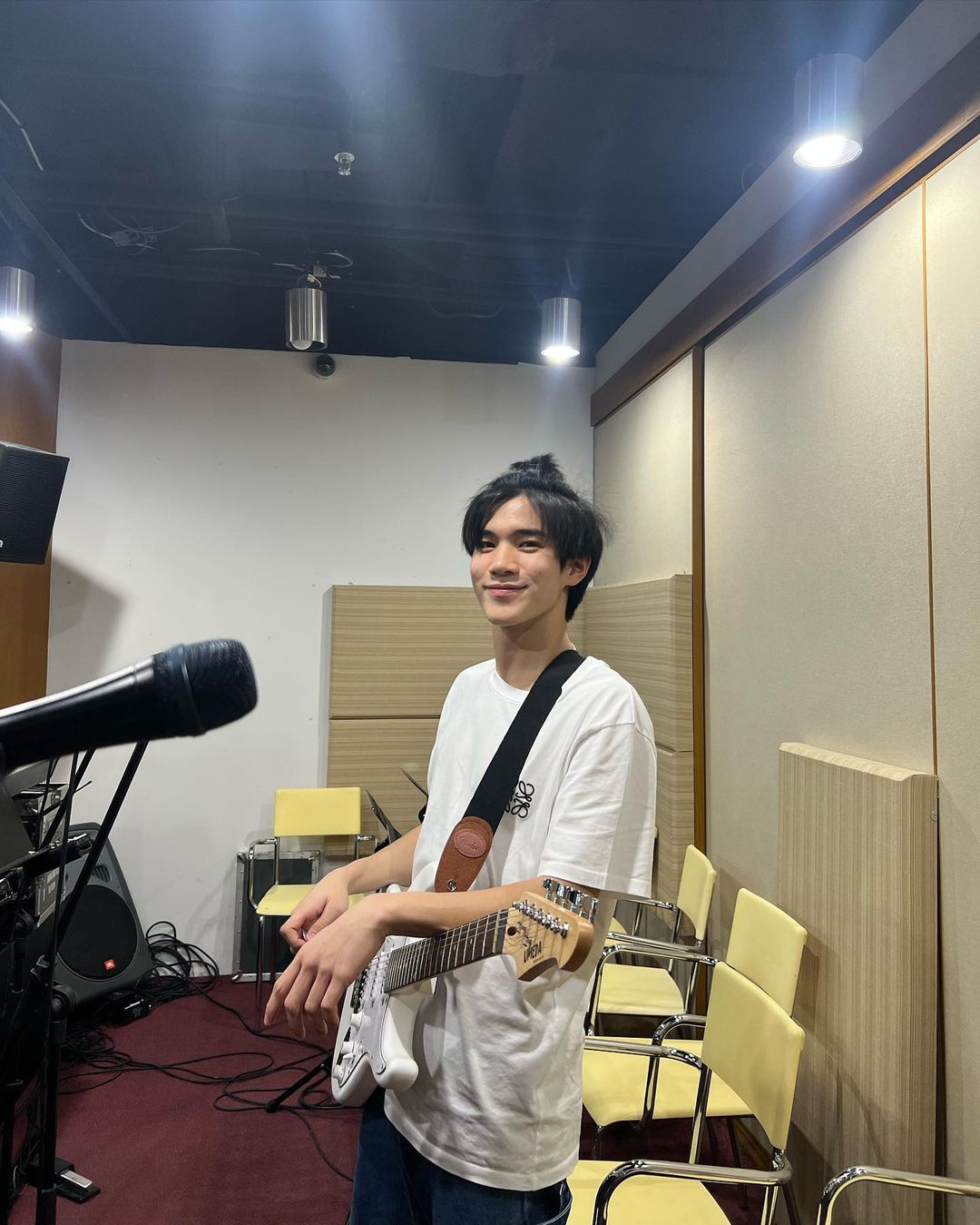 โฟร์ท - ณัฐวรรธน์ จิโรชน์ธิกุล