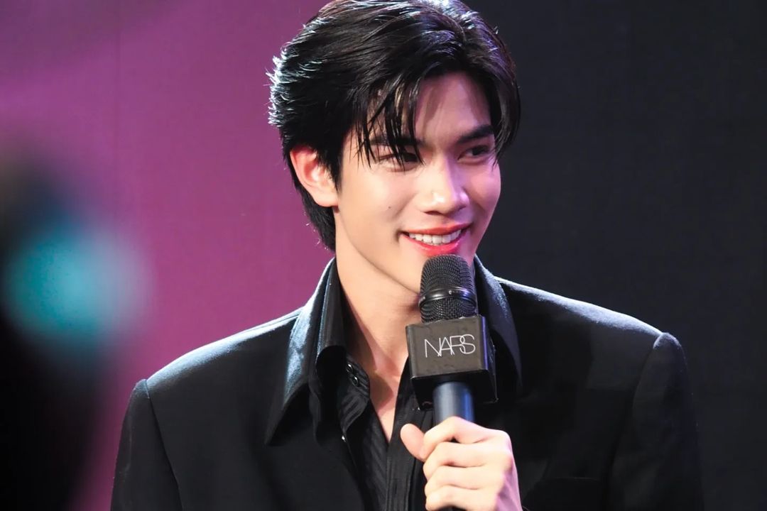 โฟร์ท - ณัฐวรรธน์ จิโรชน์ธิกุล
