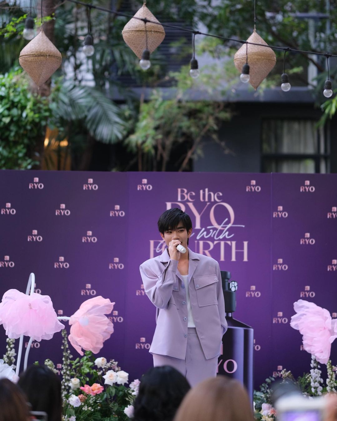 โฟร์ท - ณัฐวรรธน์ จิโรชน์ธิกุล