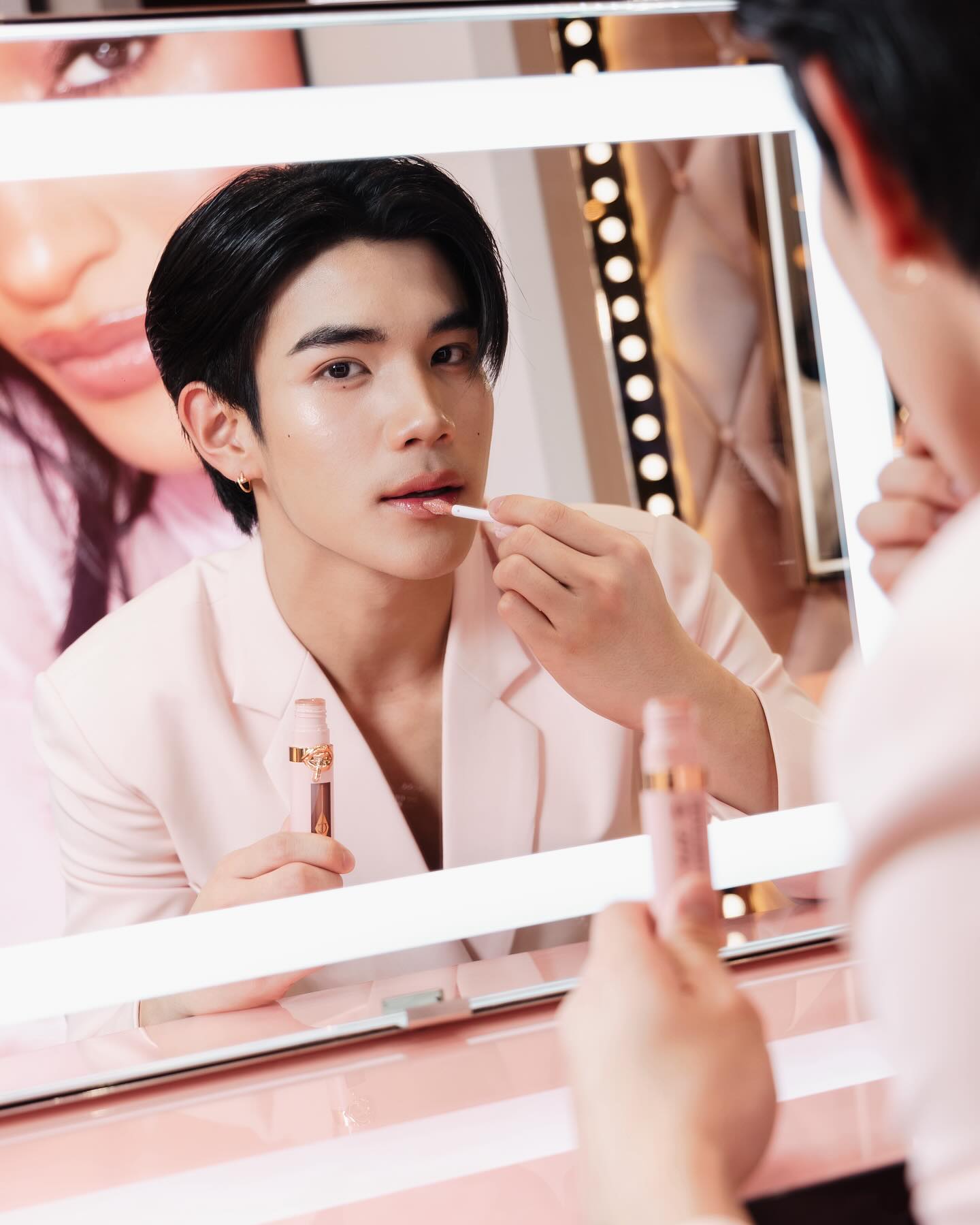 โฟร์ท - ณัฐวรรธน์ จิโรชน์ธิกุล