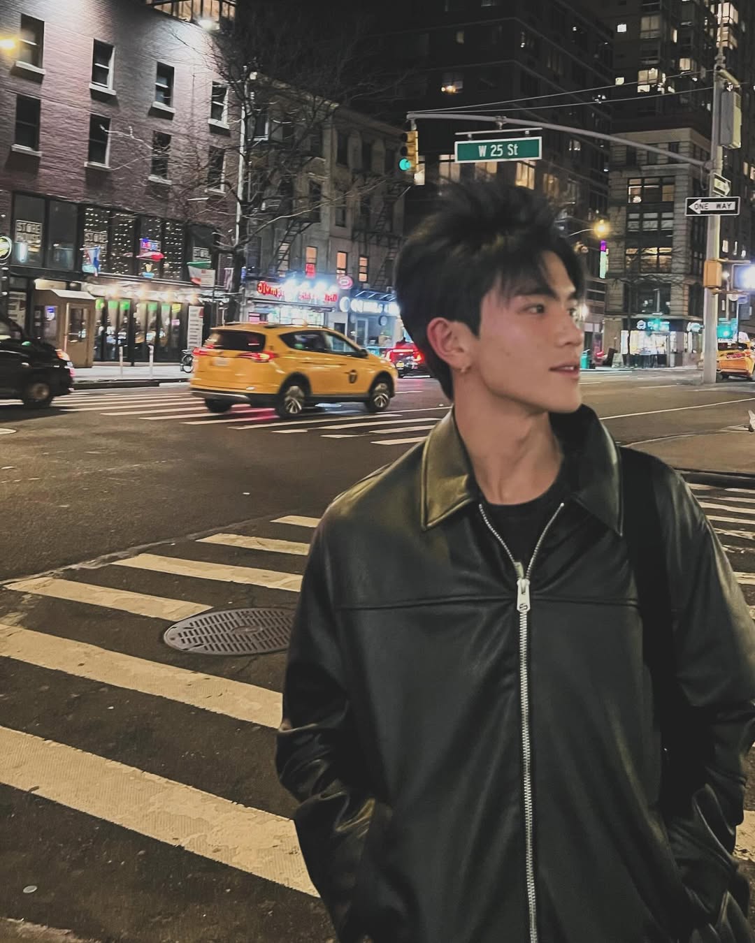 โฟร์ท - ณัฐวรรธน์ จิโรชน์ธิกุล