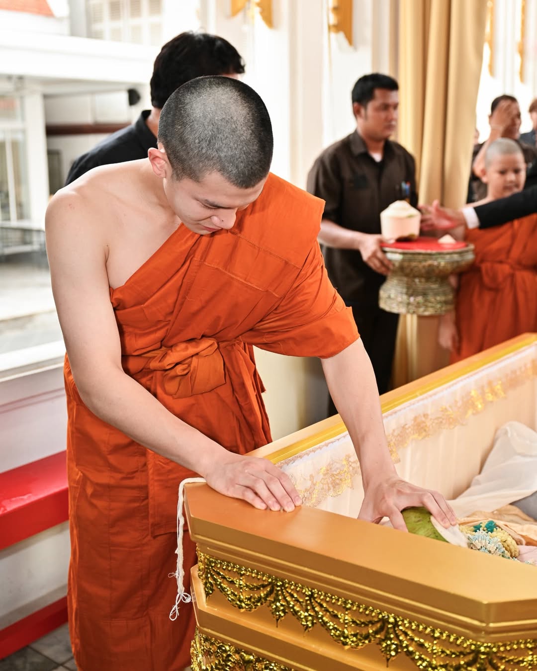 โฟร์ท - ณัฐวรรธน์ จิโรชน์ธิกุล