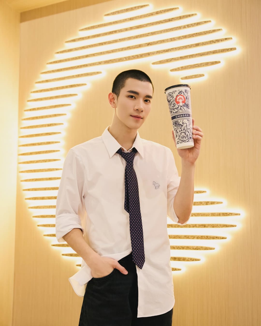 โฟร์ท - ณัฐวรรธน์ จิโรชน์ธิกุล