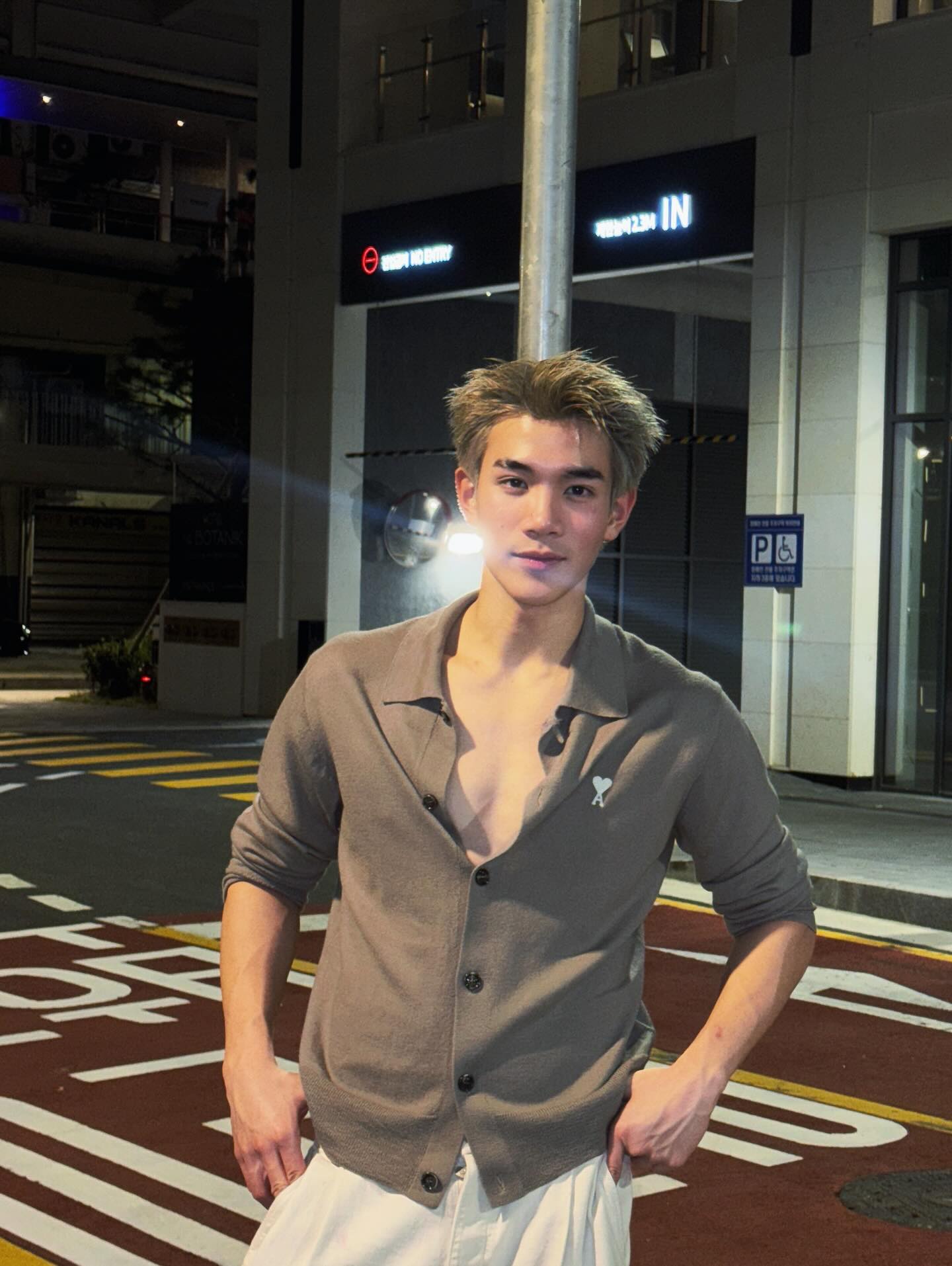 โฟร์ท - ณัฐวรรธน์ จิโรชน์ธิกุล
