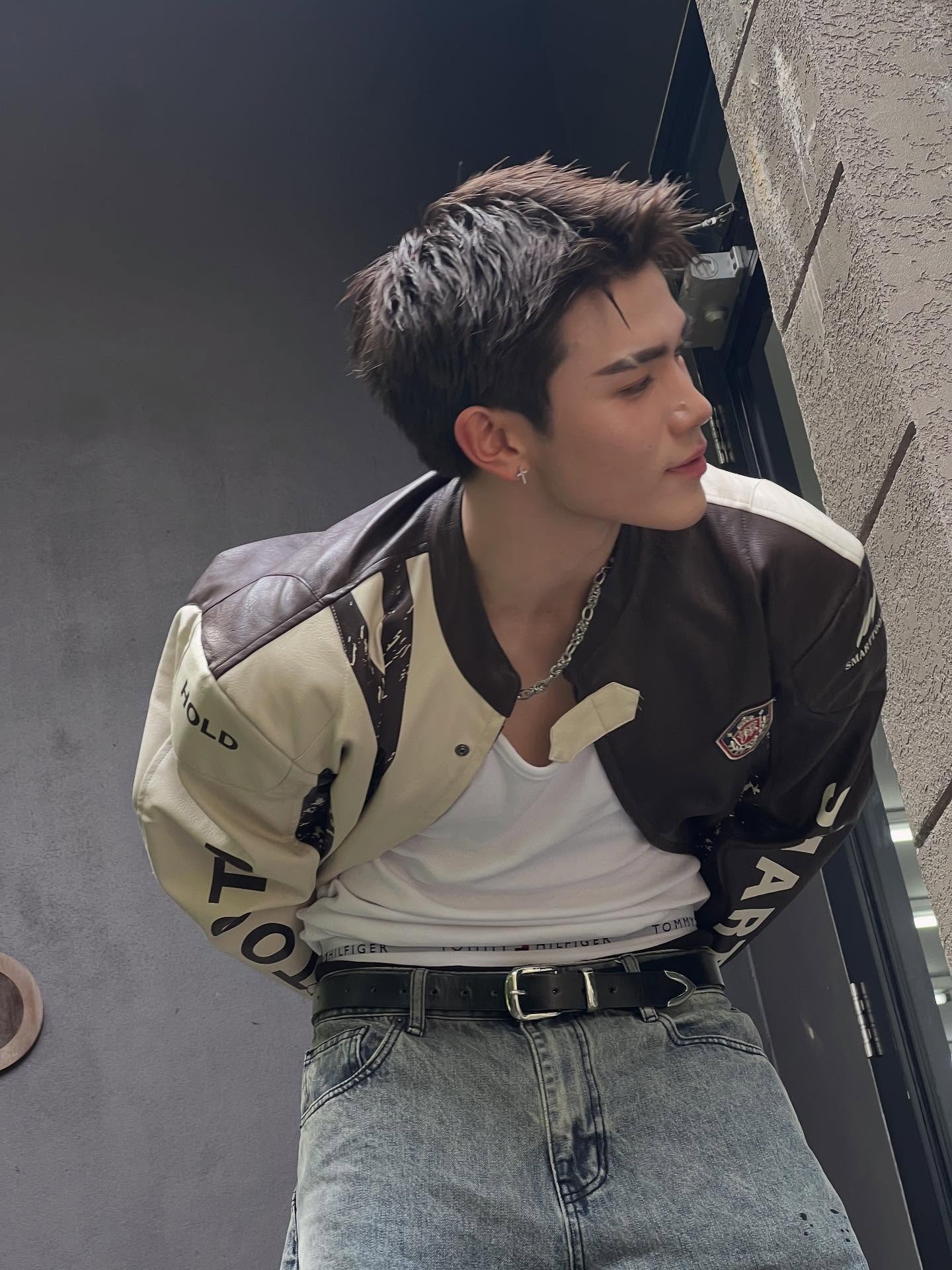 โฟร์ท - ณัฐวรรธน์ จิโรชน์ธิกุล