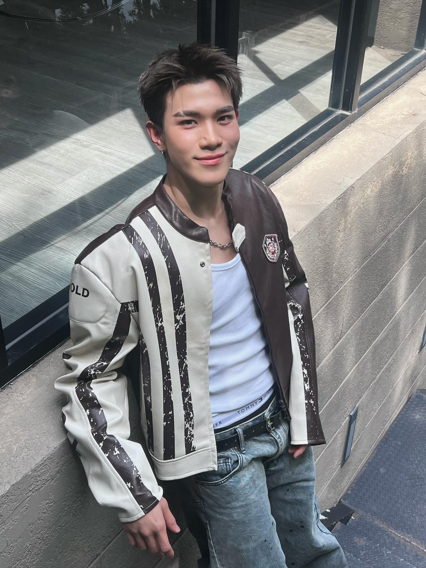 โฟร์ท - ณัฐวรรธน์ จิโรชน์ธิกุล