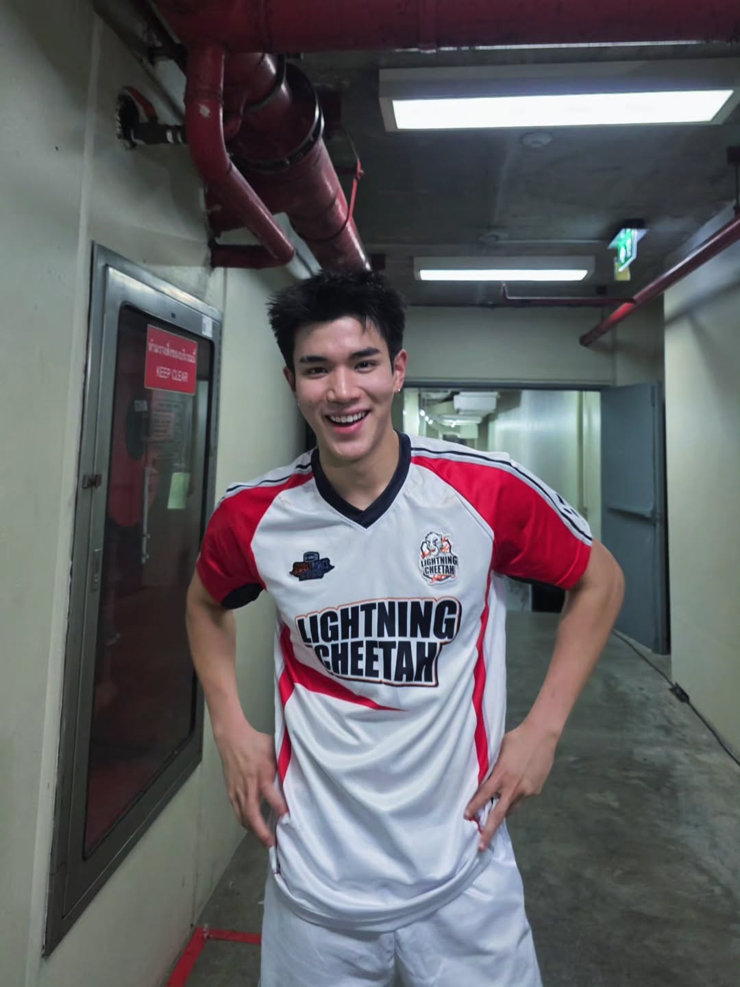 โฟร์ท - ณัฐวรรธน์ จิโรชน์ธิกุล