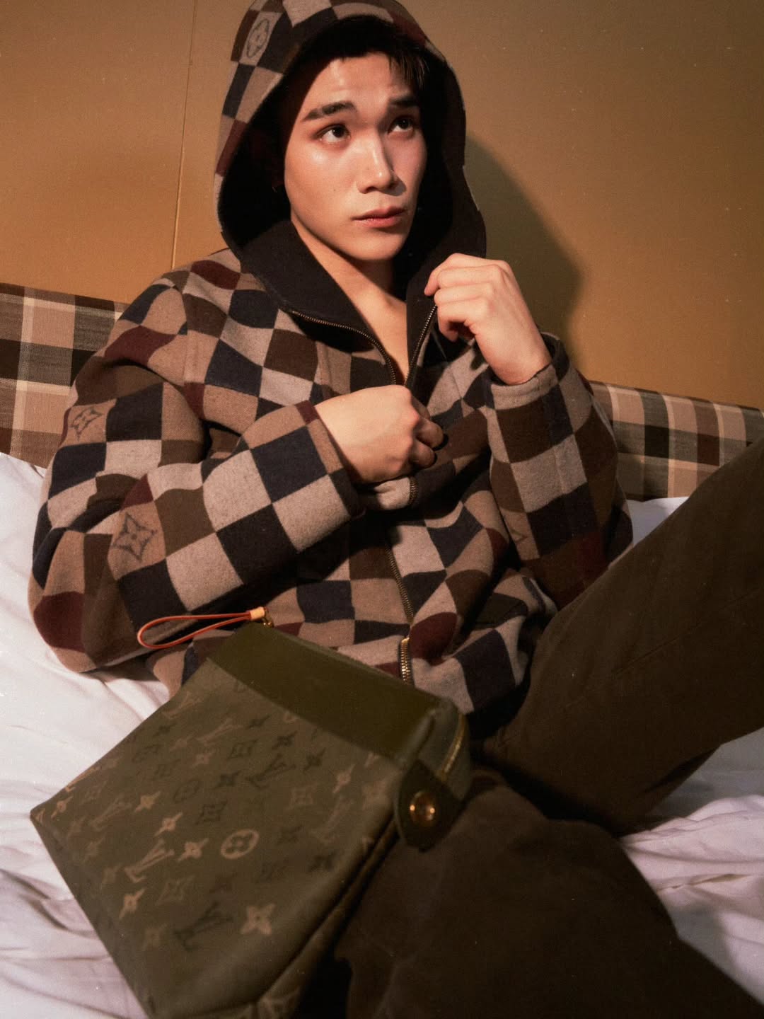 โฟร์ท - ณัฐวรรธน์ จิโรชน์ธิกุล