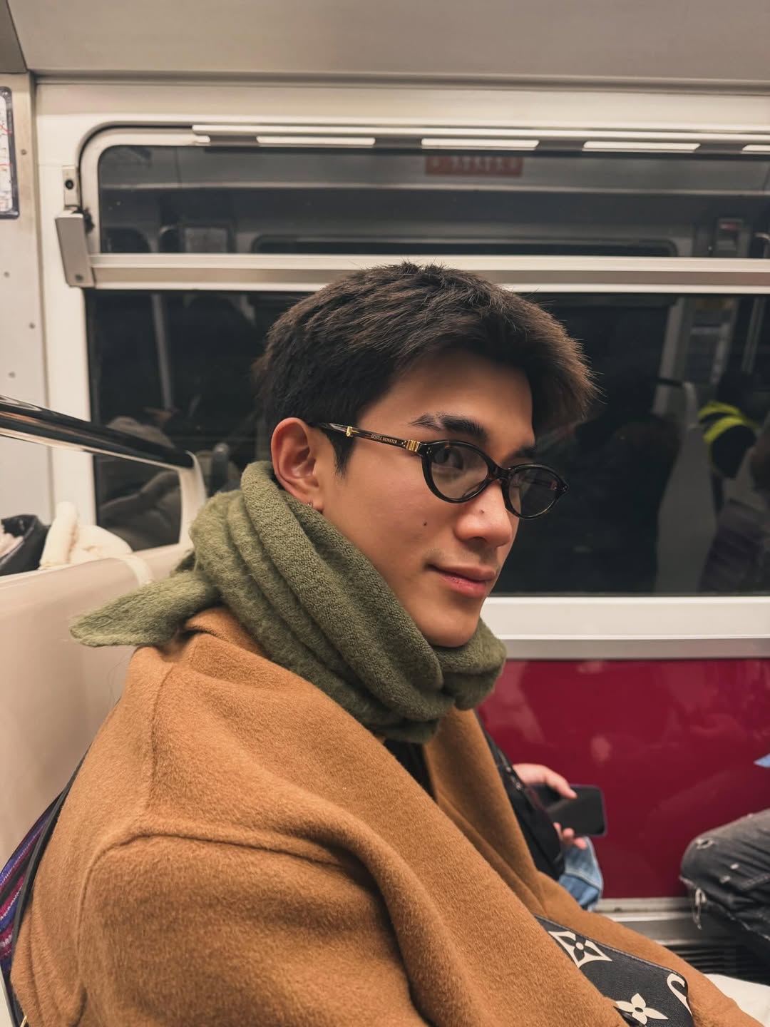 โฟร์ท - ณัฐวรรธน์ จิโรชน์ธิกุล