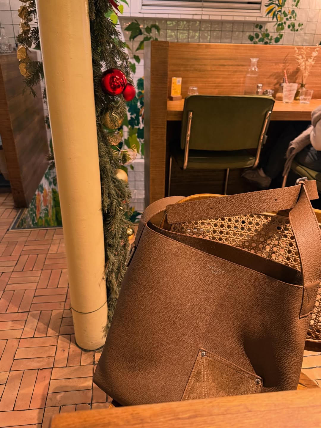 โฟร์ท - ณัฐวรรธน์ จิโรชน์ธิกุล