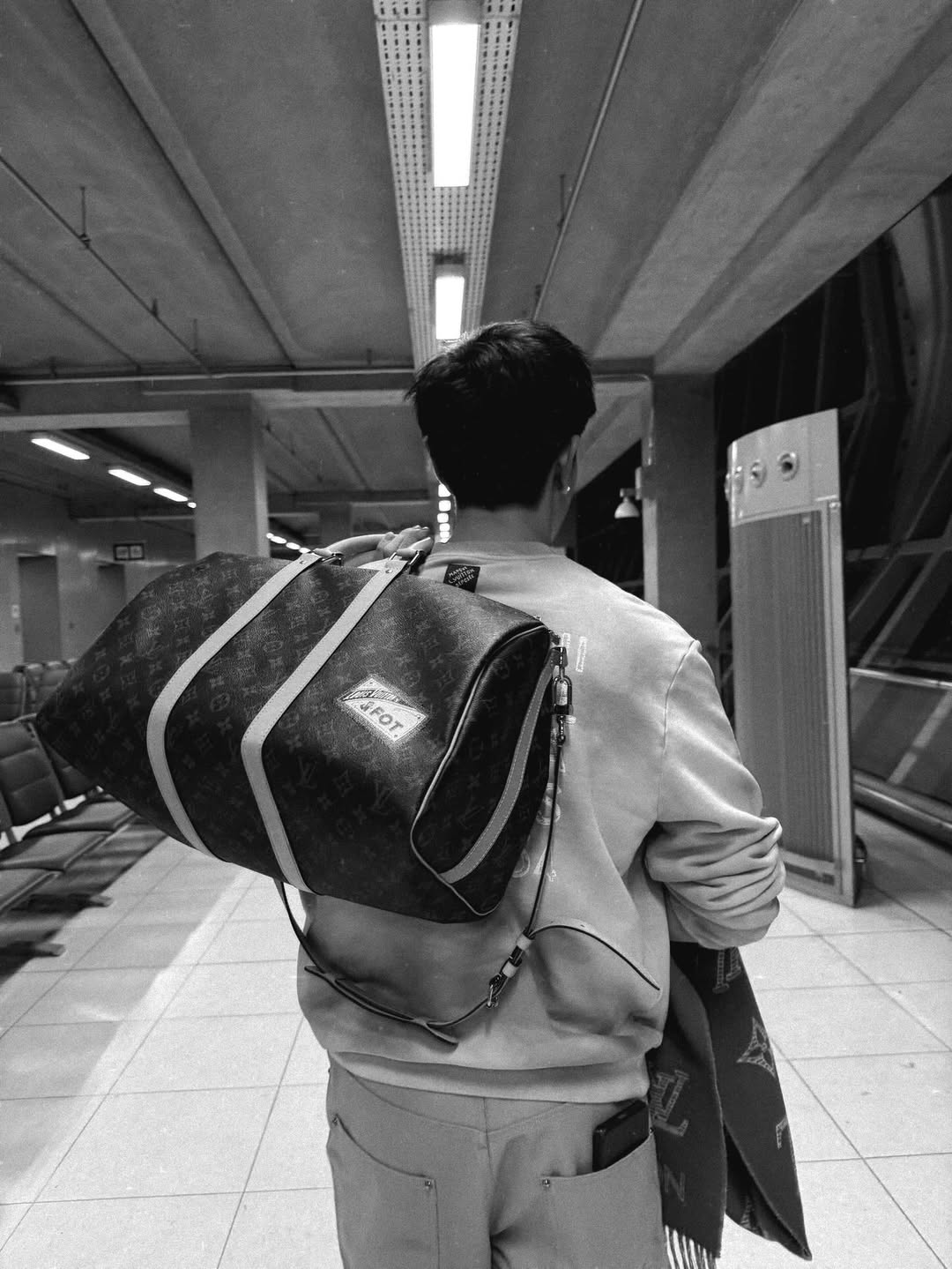 โฟร์ท - ณัฐวรรธน์ จิโรชน์ธิกุล