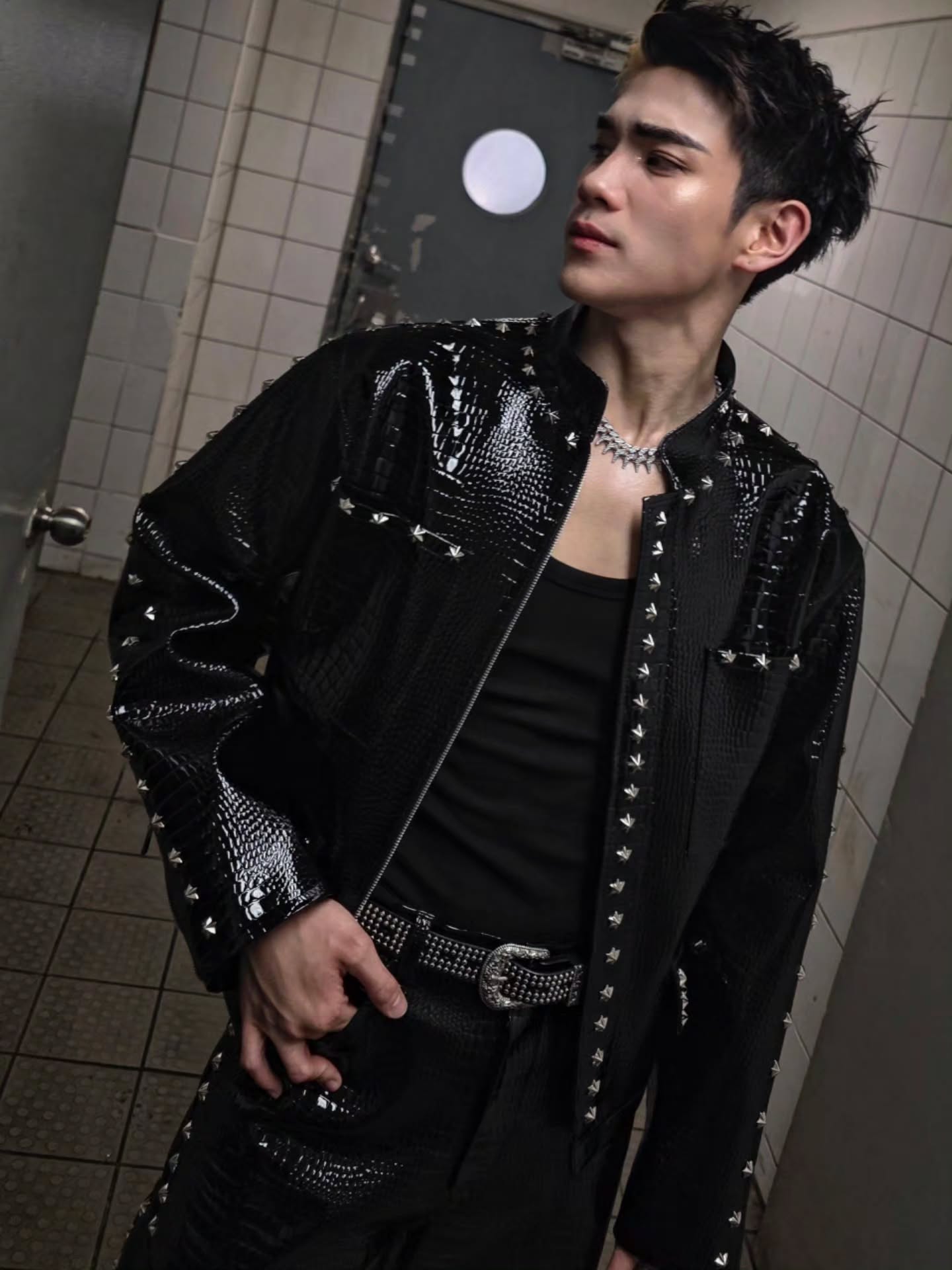 โฟร์ท - ณัฐวรรธน์ จิโรชน์ธิกุล