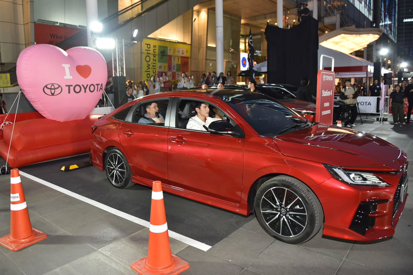 โฟร์ท - ณัฐวรรธน์ จิโรชน์ธิกุล