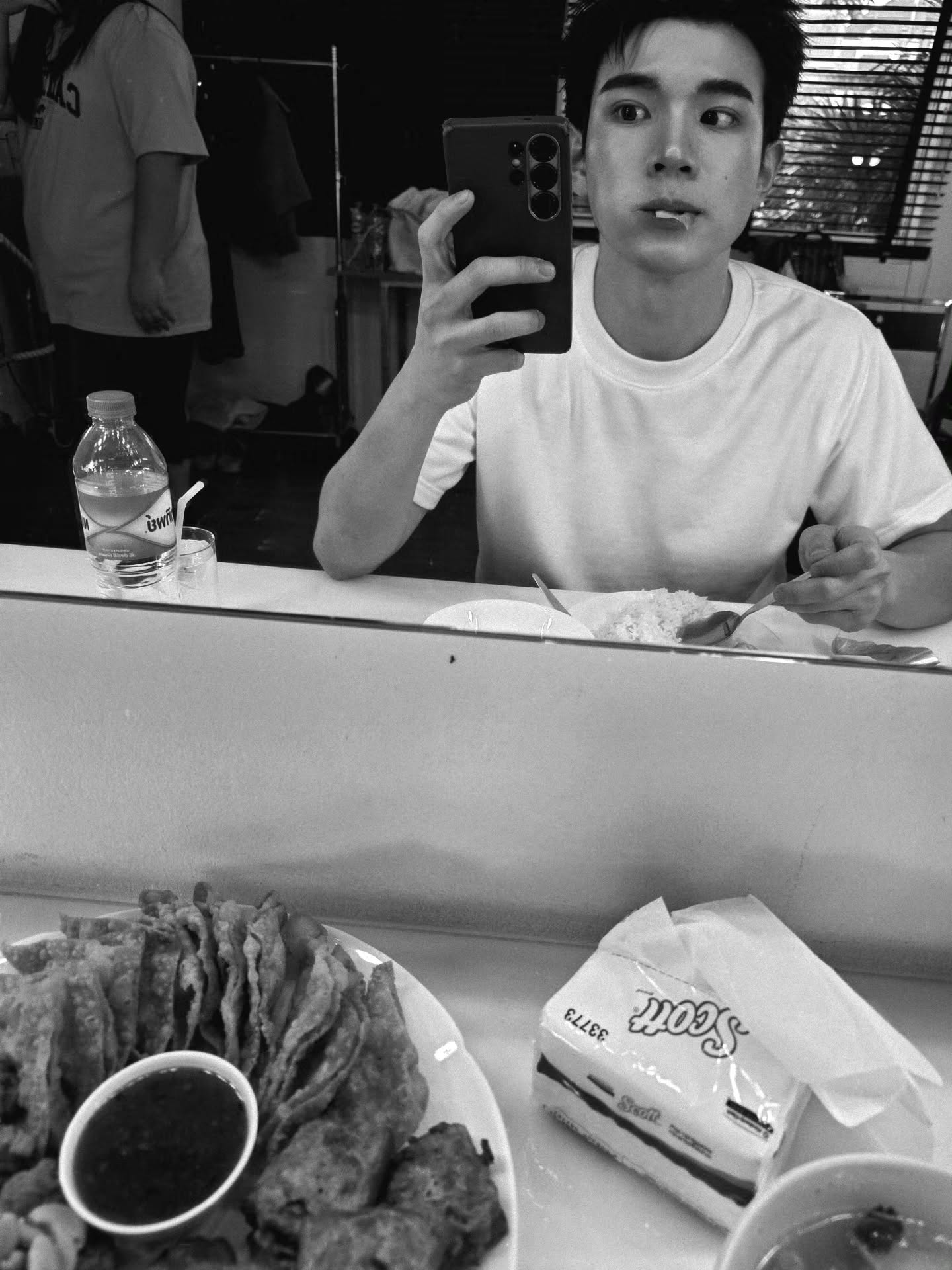 โฟร์ท - ณัฐวรรธน์ จิโรชน์ธิกุล