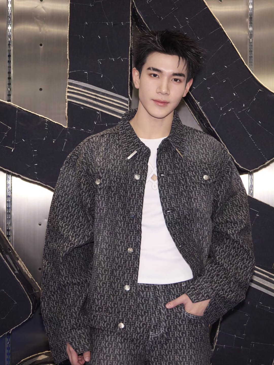 โฟร์ท - ณัฐวรรธน์ จิโรชน์ธิกุล