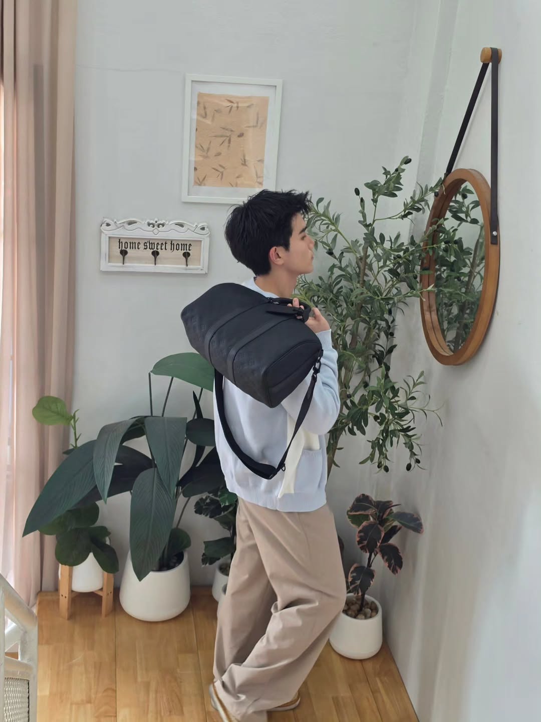 โฟร์ท - ณัฐวรรธน์ จิโรชน์ธิกุล