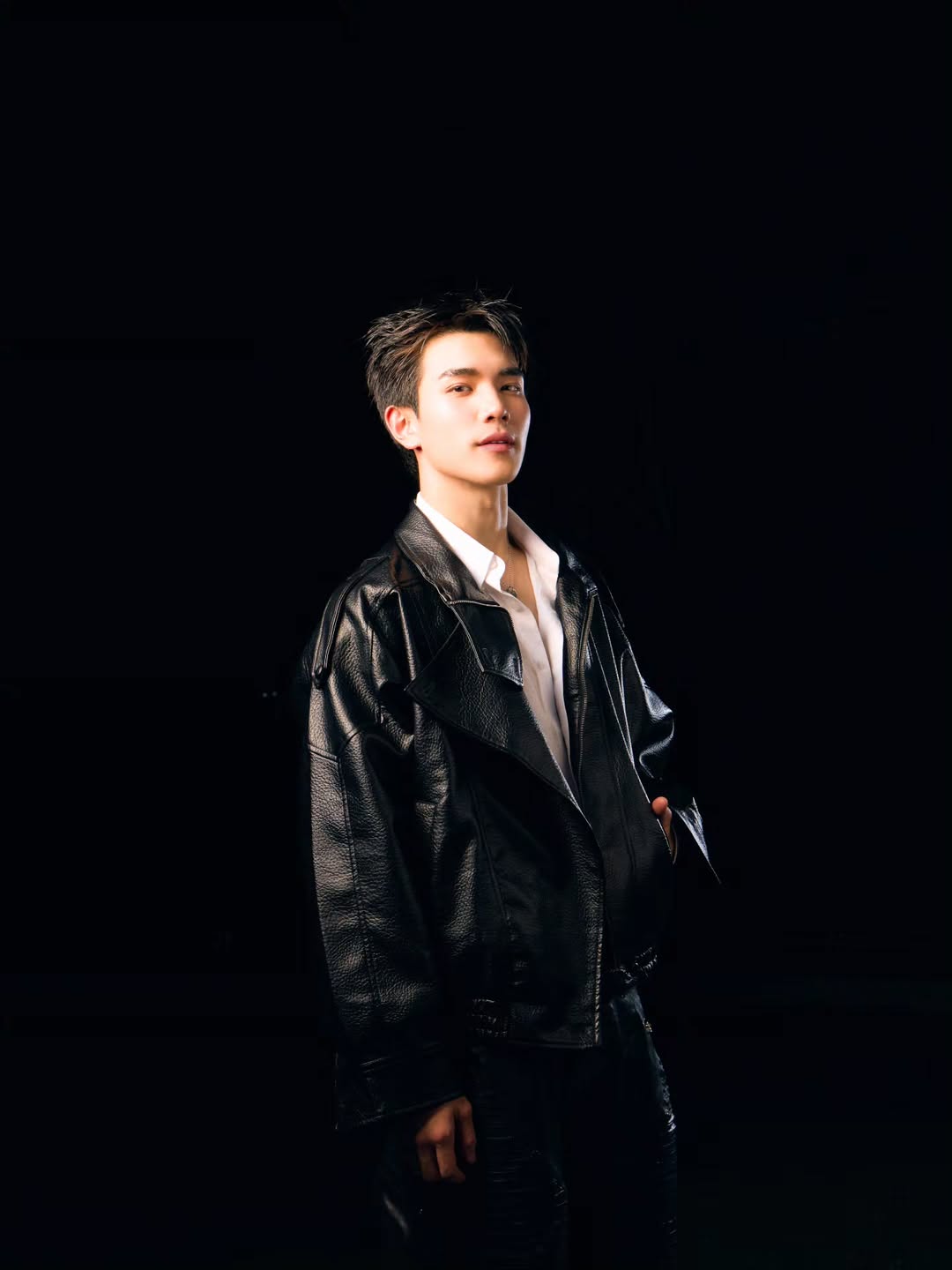 โฟร์ท - ณัฐวรรธน์ จิโรชน์ธิกุล