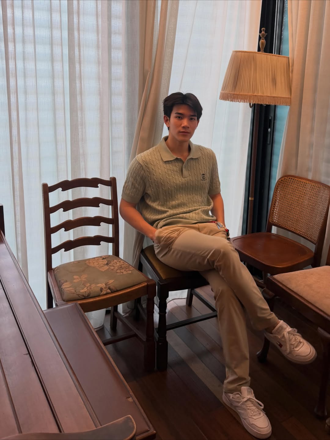 โฟร์ท - ณัฐวรรธน์ จิโรชน์ธิกุล