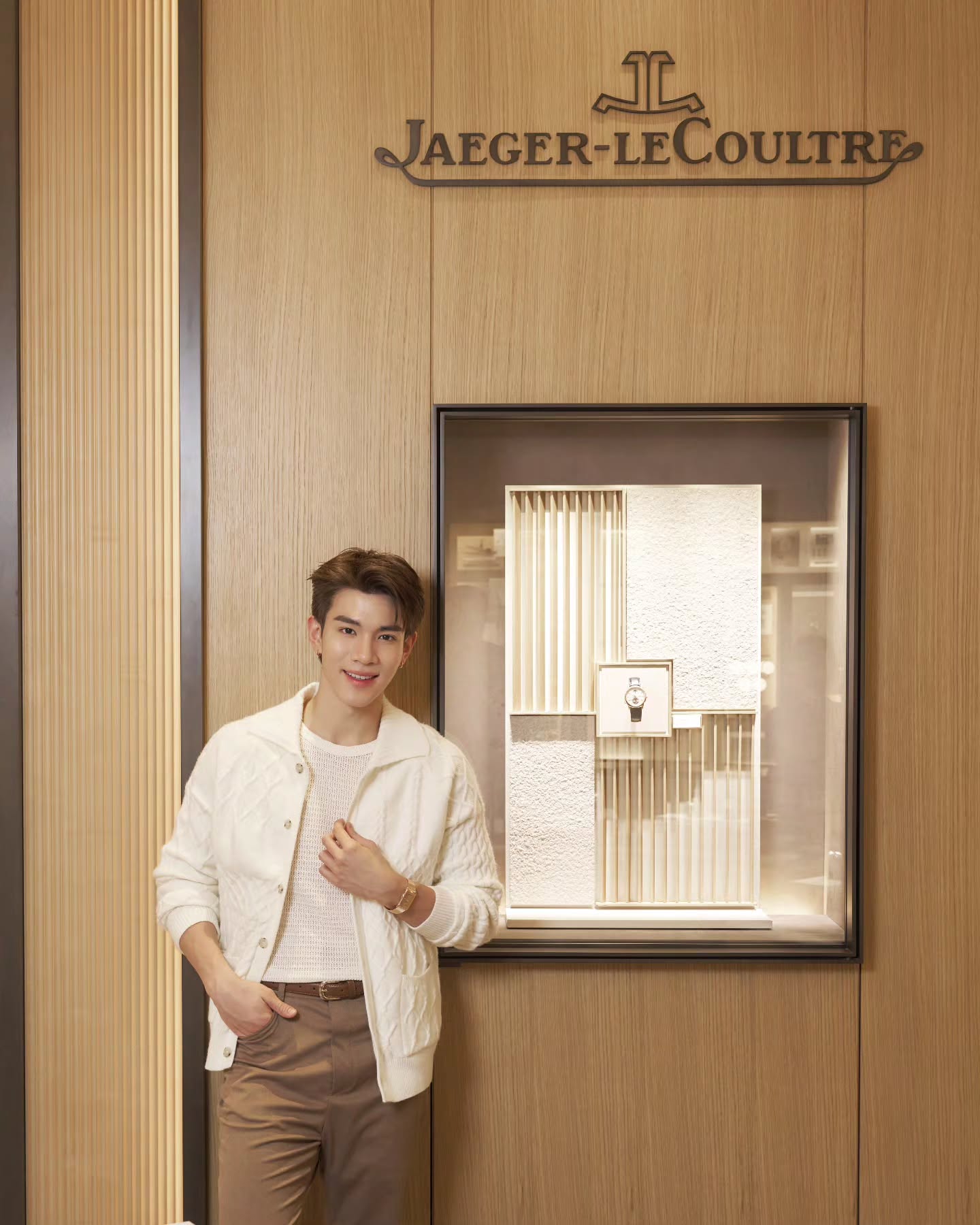 โฟร์ท - ณัฐวรรธน์ จิโรชน์ธิกุล