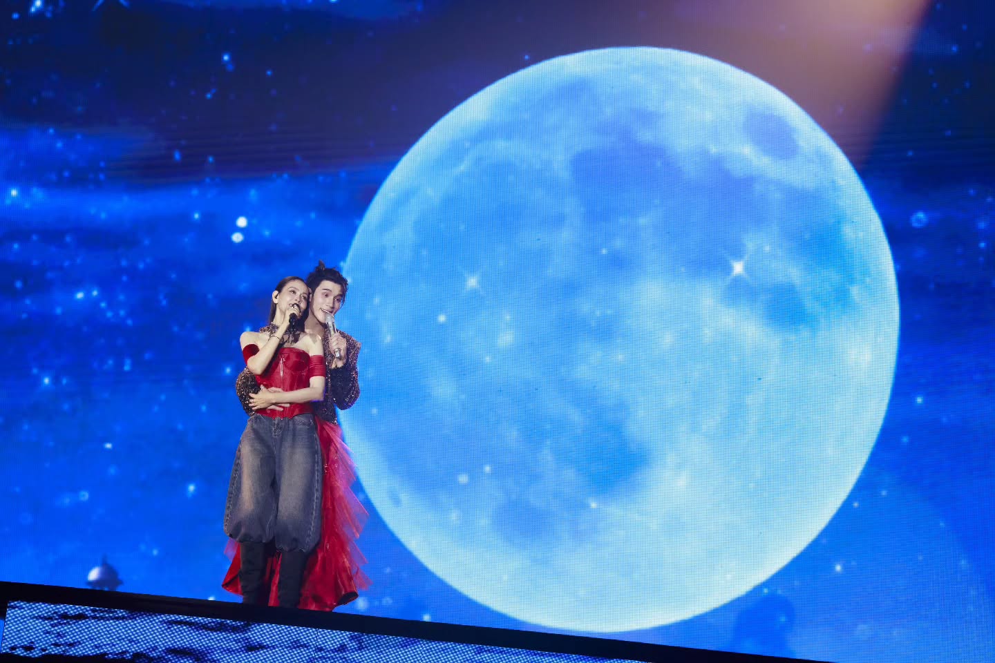 โฟร์ท - ณัฐวรรธน์ จิโรชน์ธิกุล