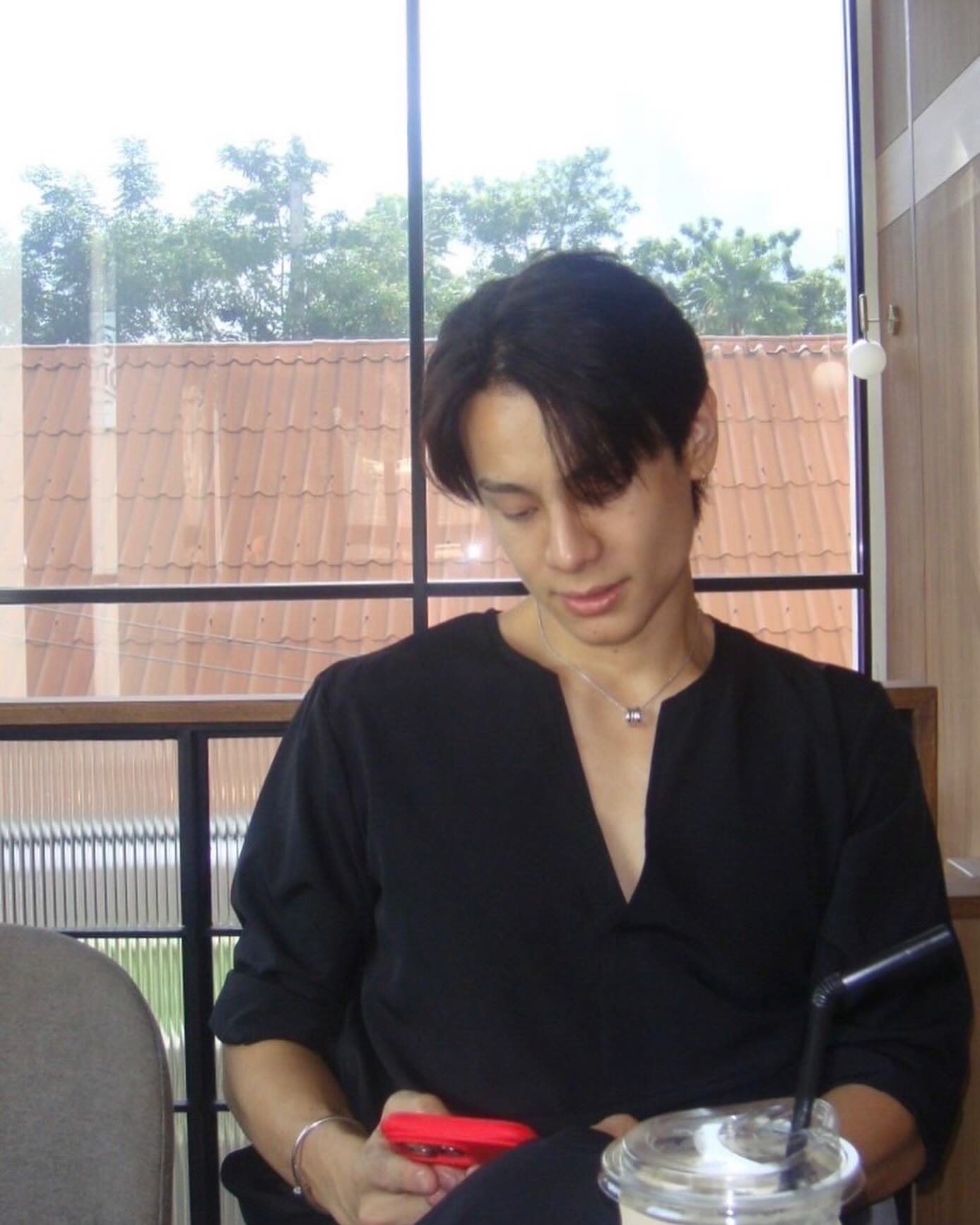 แบงค์ - อาทิตย์ ตั้งวิบูลย์พาณิชย์