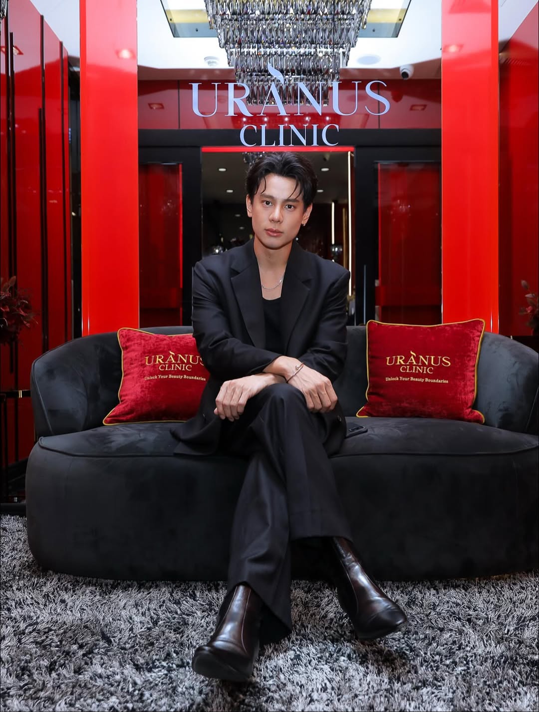 แบงค์ - อาทิตย์ ตั้งวิบูลย์พาณิชย์
