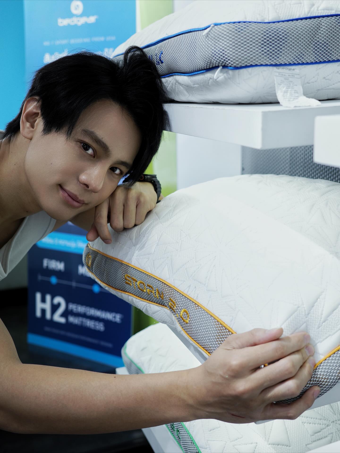 แบงค์ - อาทิตย์ ตั้งวิบูลย์พาณิชย์