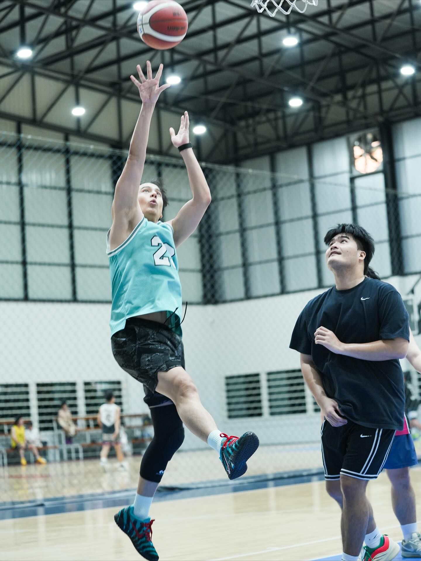 แบงค์ - อาทิตย์ ตั้งวิบูลย์พาณิชย์