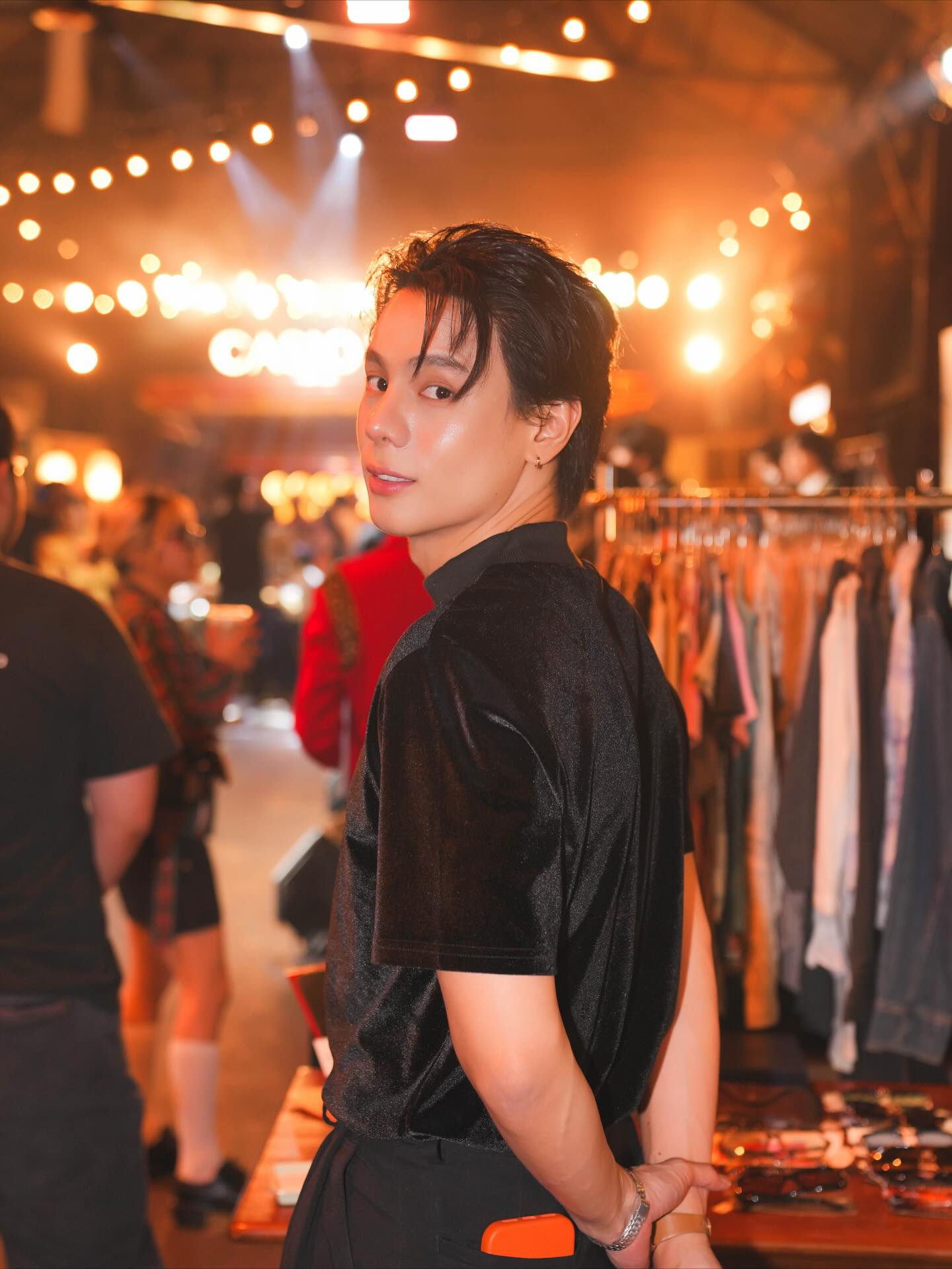 แบงค์ - อาทิตย์ ตั้งวิบูลย์พาณิชย์