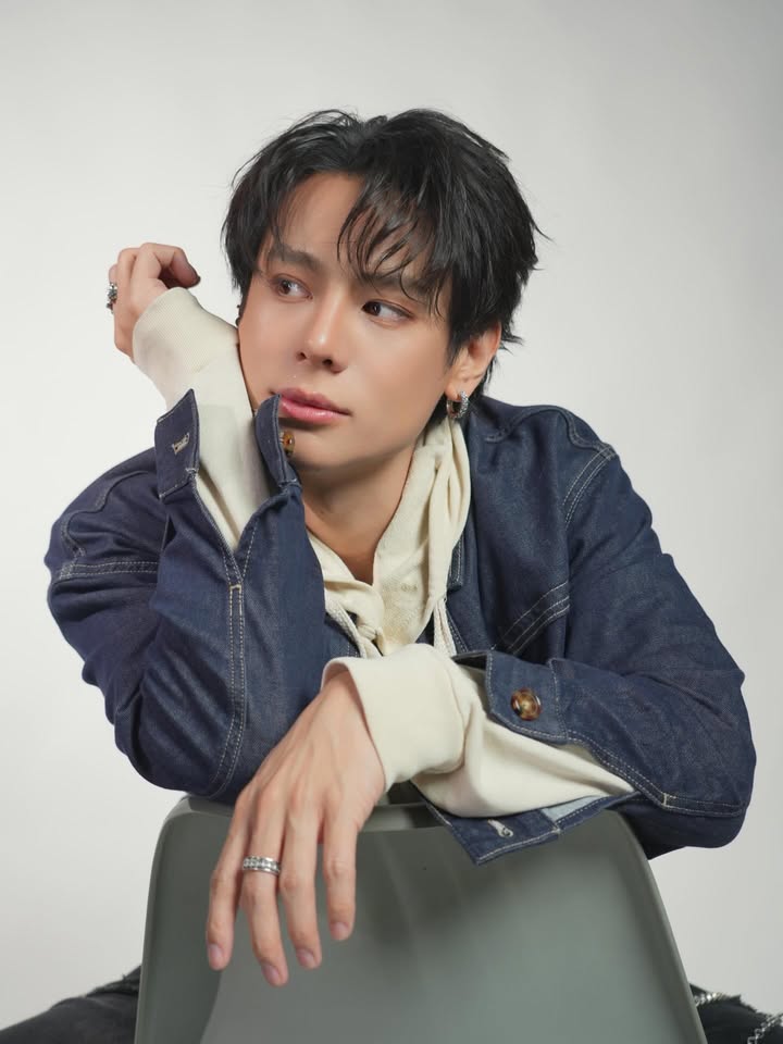 แบงค์ - อาทิตย์ ตั้งวิบูลย์พาณิชย์