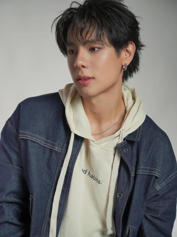 แบงค์ - อาทิตย์ ตั้งวิบูลย์พาณิชย์