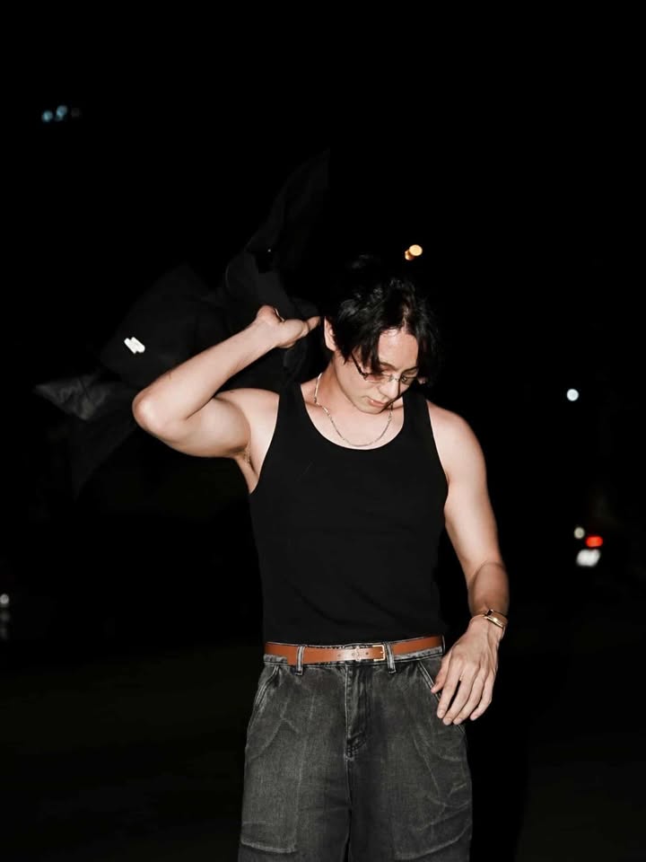 แบงค์ - อาทิตย์ ตั้งวิบูลย์พาณิชย์