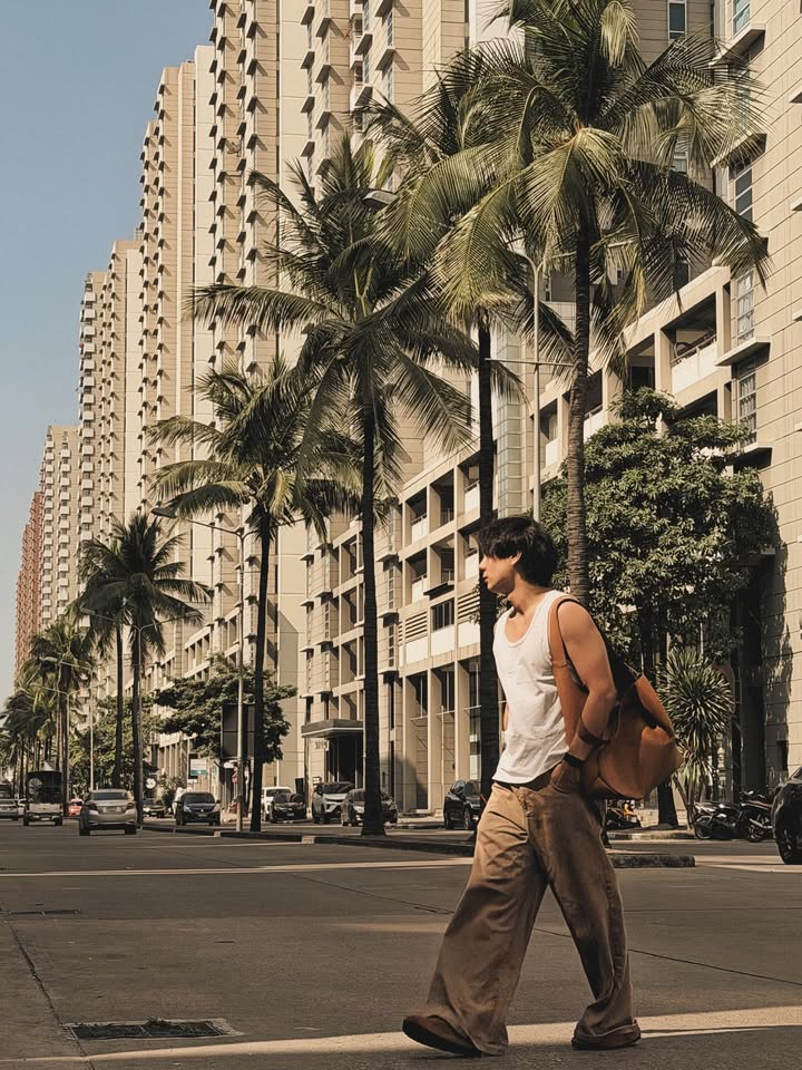 แบงค์ - อาทิตย์ ตั้งวิบูลย์พาณิชย์