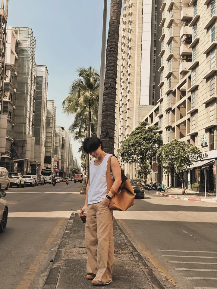 แบงค์ - อาทิตย์ ตั้งวิบูลย์พาณิชย์