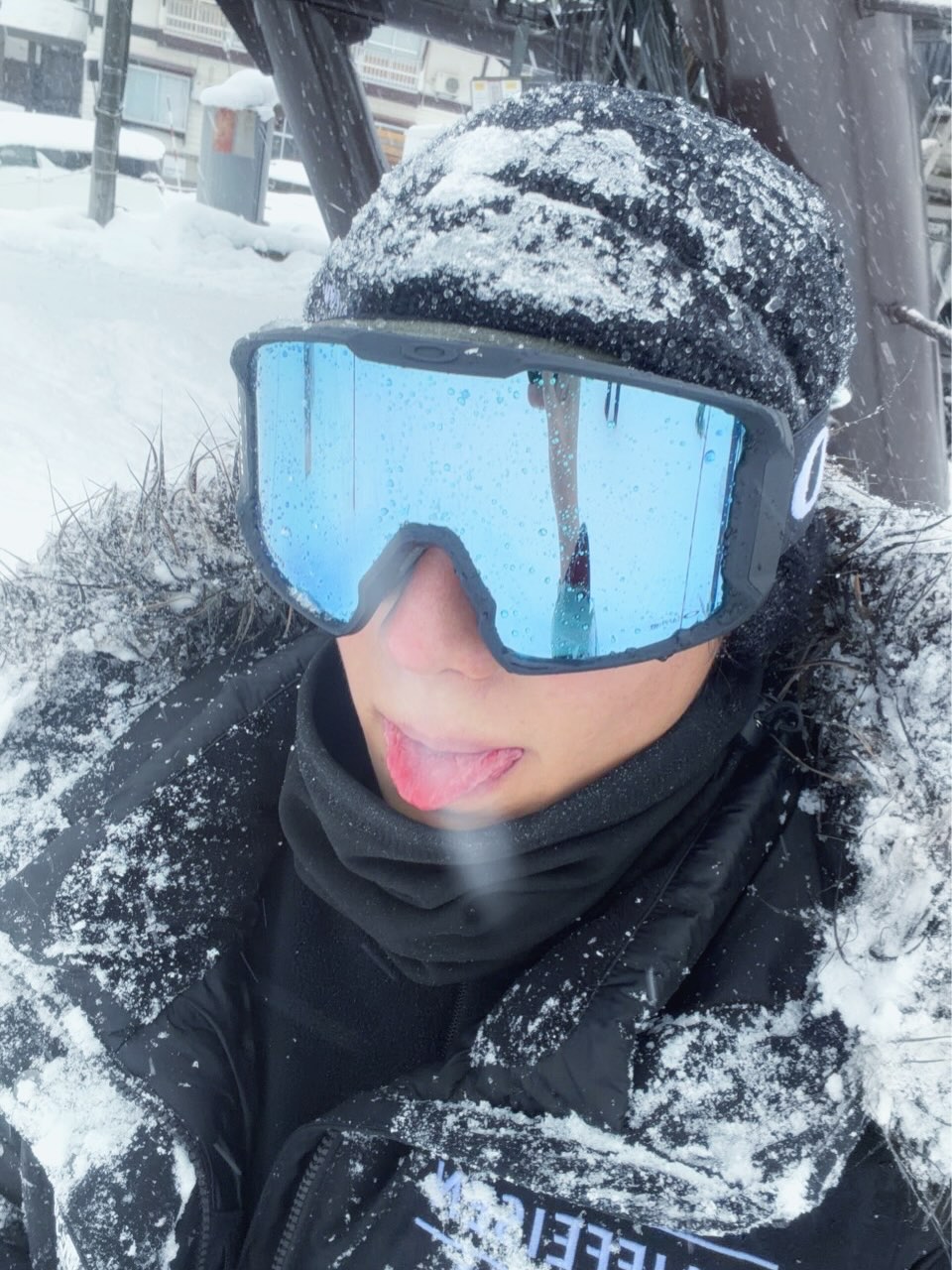 แบงค์ - อาทิตย์ ตั้งวิบูลย์พาณิชย์