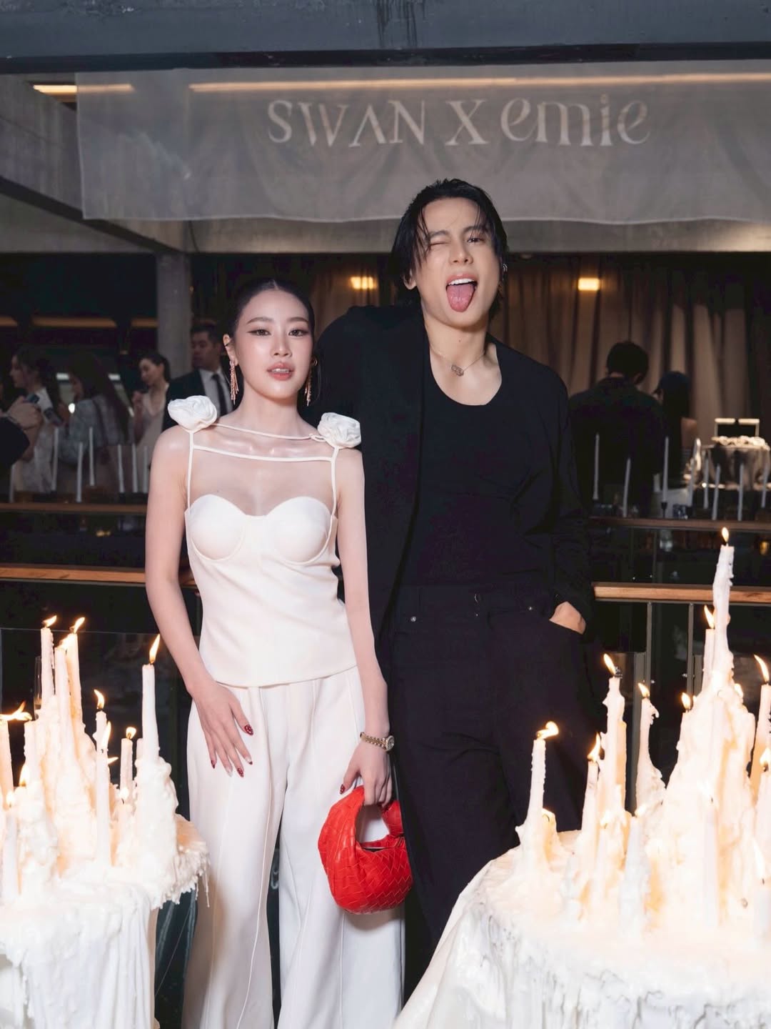 แบงค์ - อาทิตย์ ตั้งวิบูลย์พาณิชย์