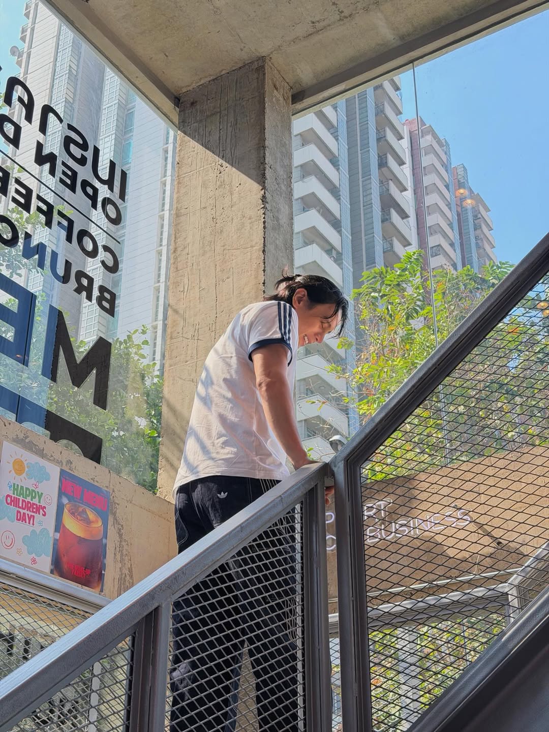 แบงค์ - อาทิตย์ ตั้งวิบูลย์พาณิชย์