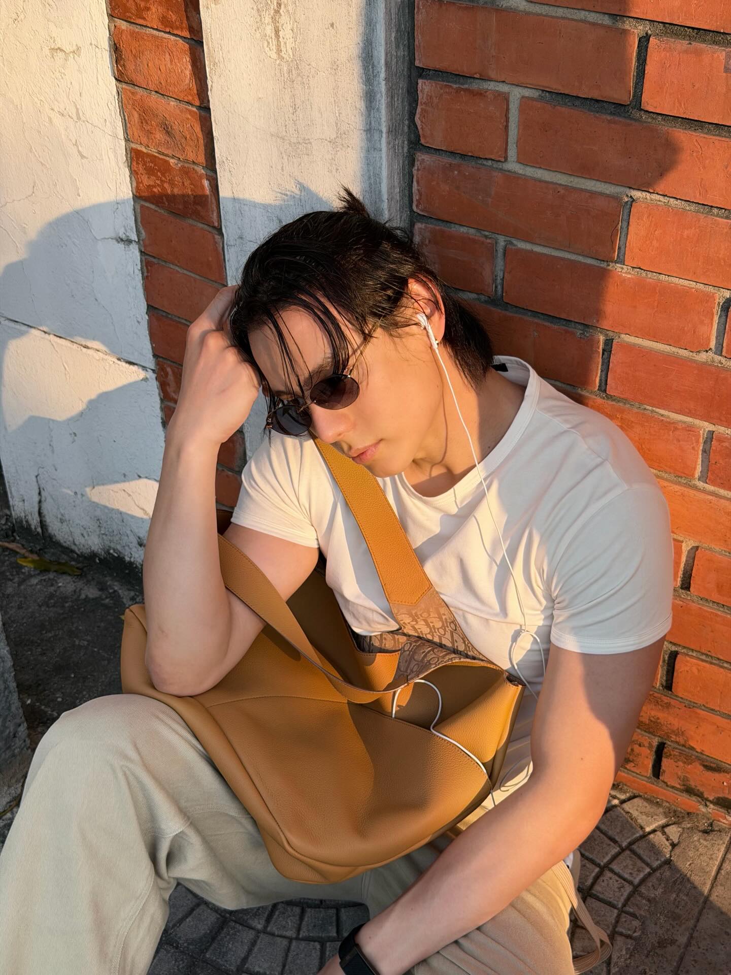 แบงค์ - อาทิตย์ ตั้งวิบูลย์พาณิชย์