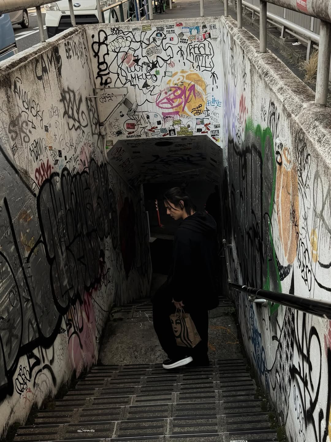 แบงค์ - อาทิตย์ ตั้งวิบูลย์พาณิชย์