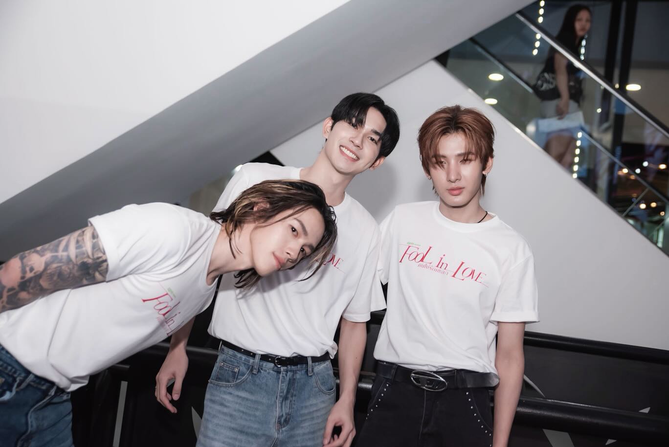 แบงค์ - อาทิตย์ ตั้งวิบูลย์พาณิชย์