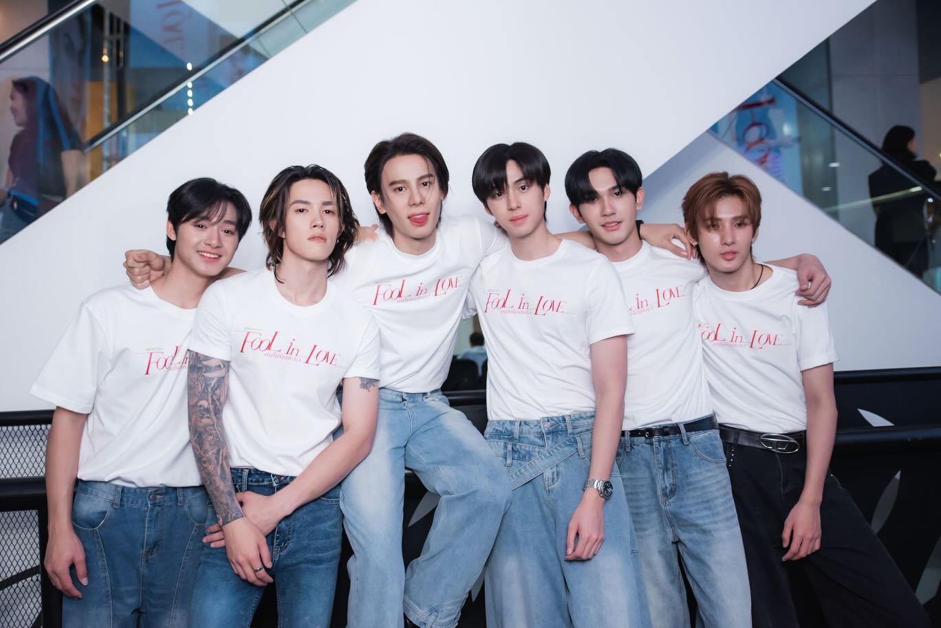 แบงค์ - อาทิตย์ ตั้งวิบูลย์พาณิชย์