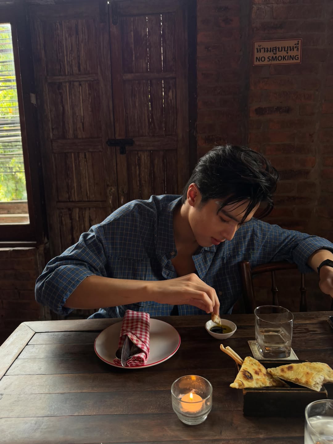 ปิง - กฤตนัน อัญชนานันท์
