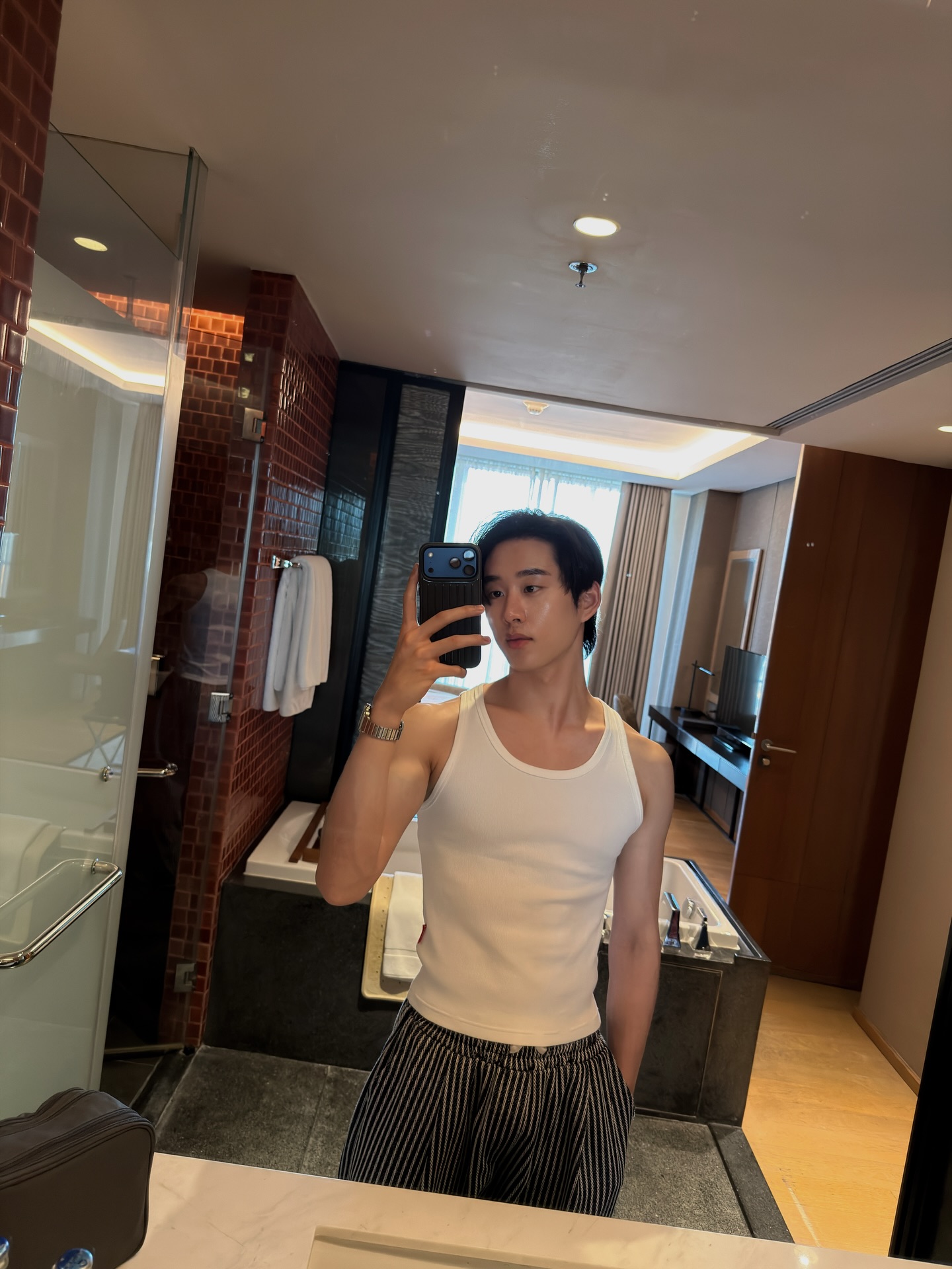 เอส - ศุภ สง่าวรวงศ์